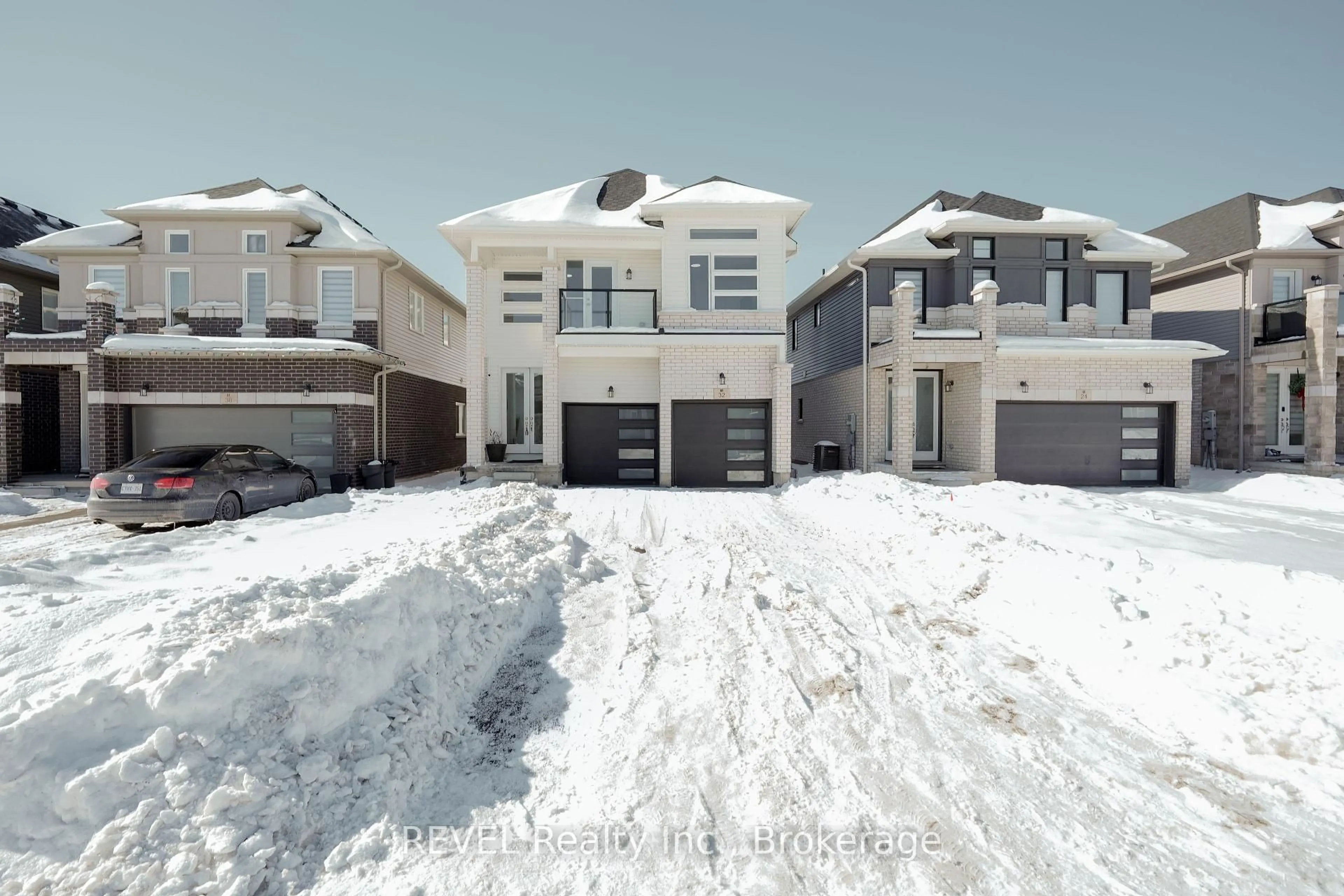 Unknown for 32 HILDRED St, Welland Ontario L3B 0J9