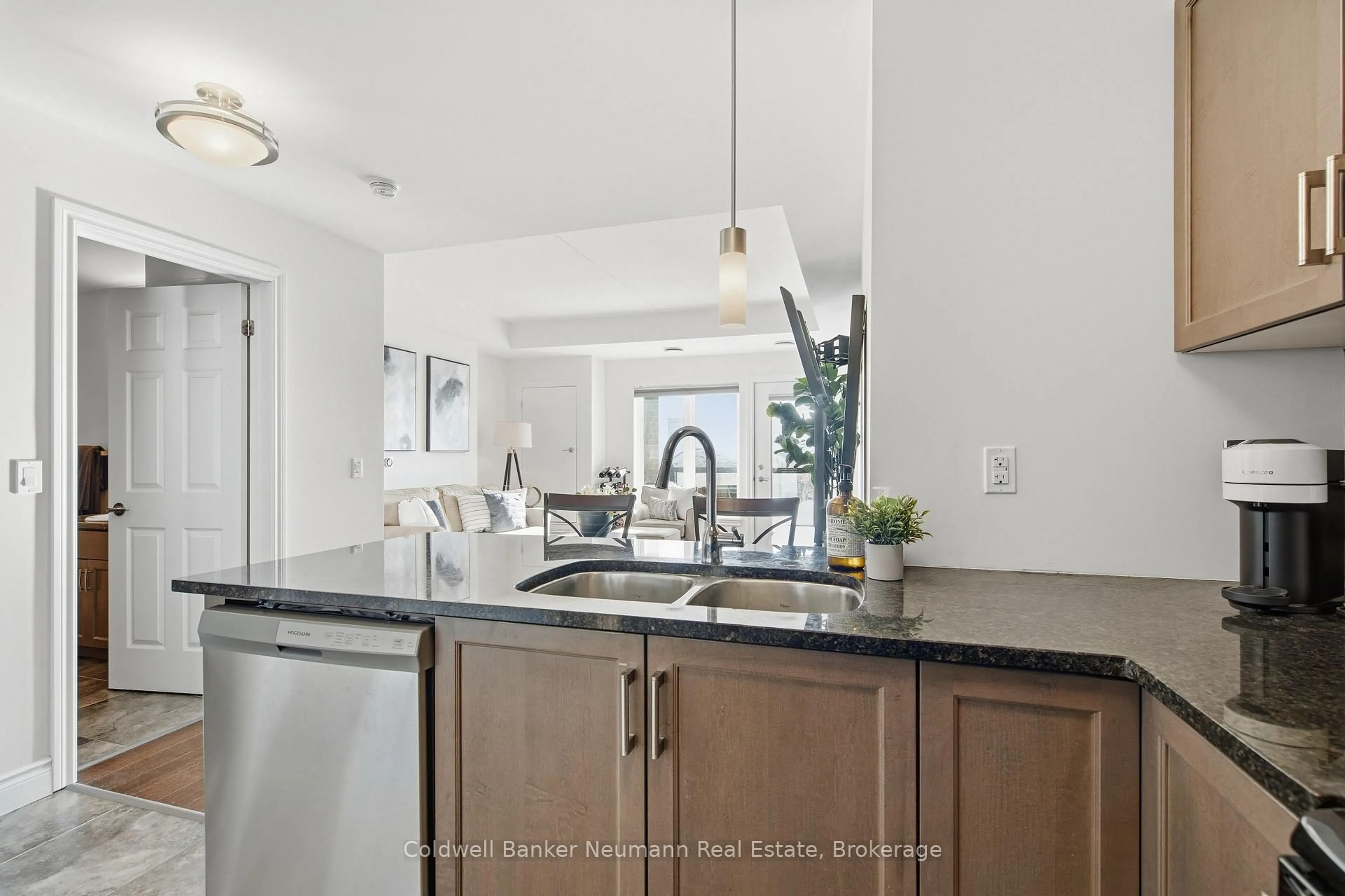 Unknown for 106 Bard Blvd #311, Guelph Ontario N1L 0L8