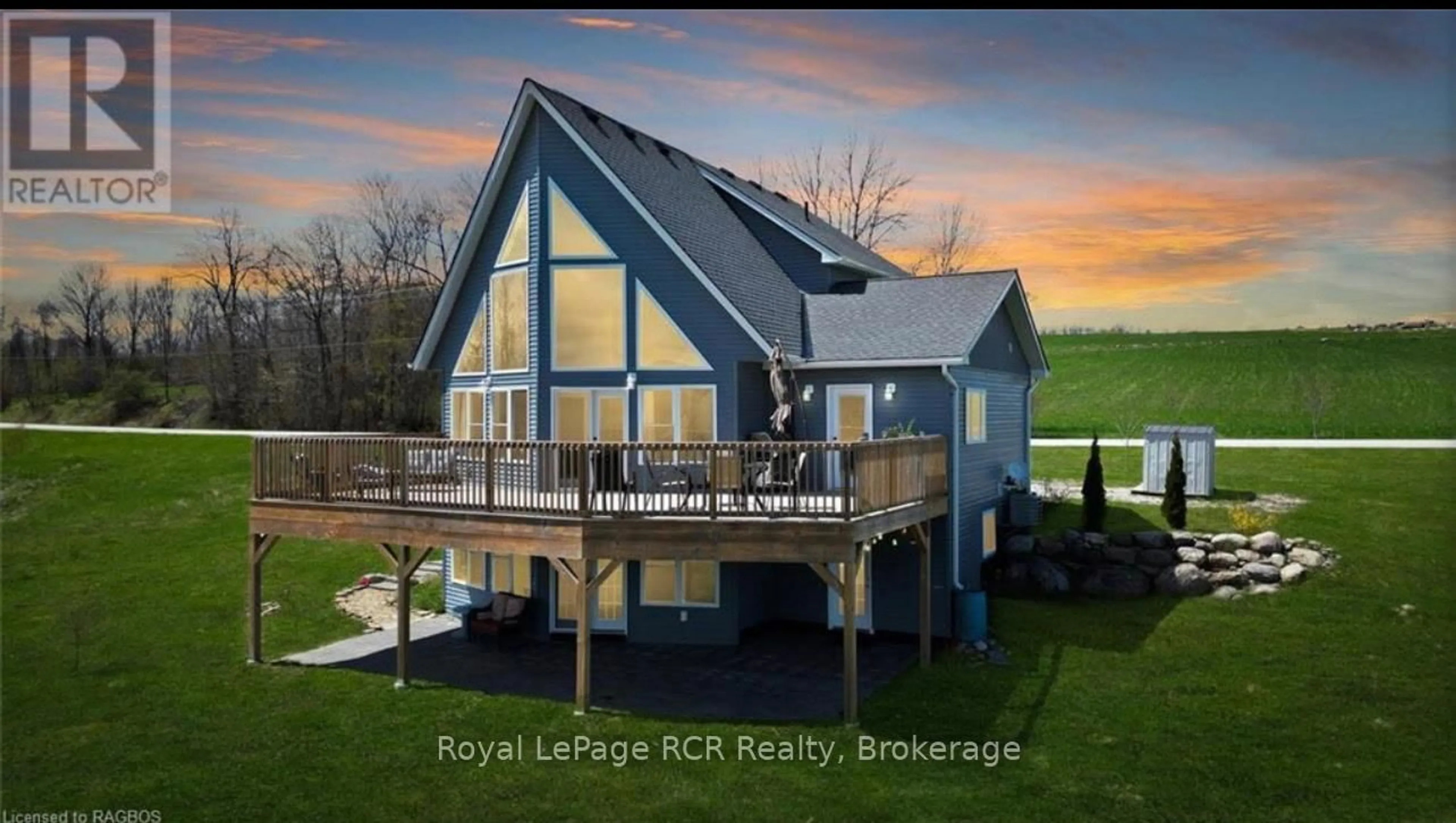 A pic from outside/outdoor area/front of a property/back of a property/a pic from drone, water/lake/river/ocean view for 430099 Sydenham Lakeshore Dr, Meaford Ontario N0H 1B0