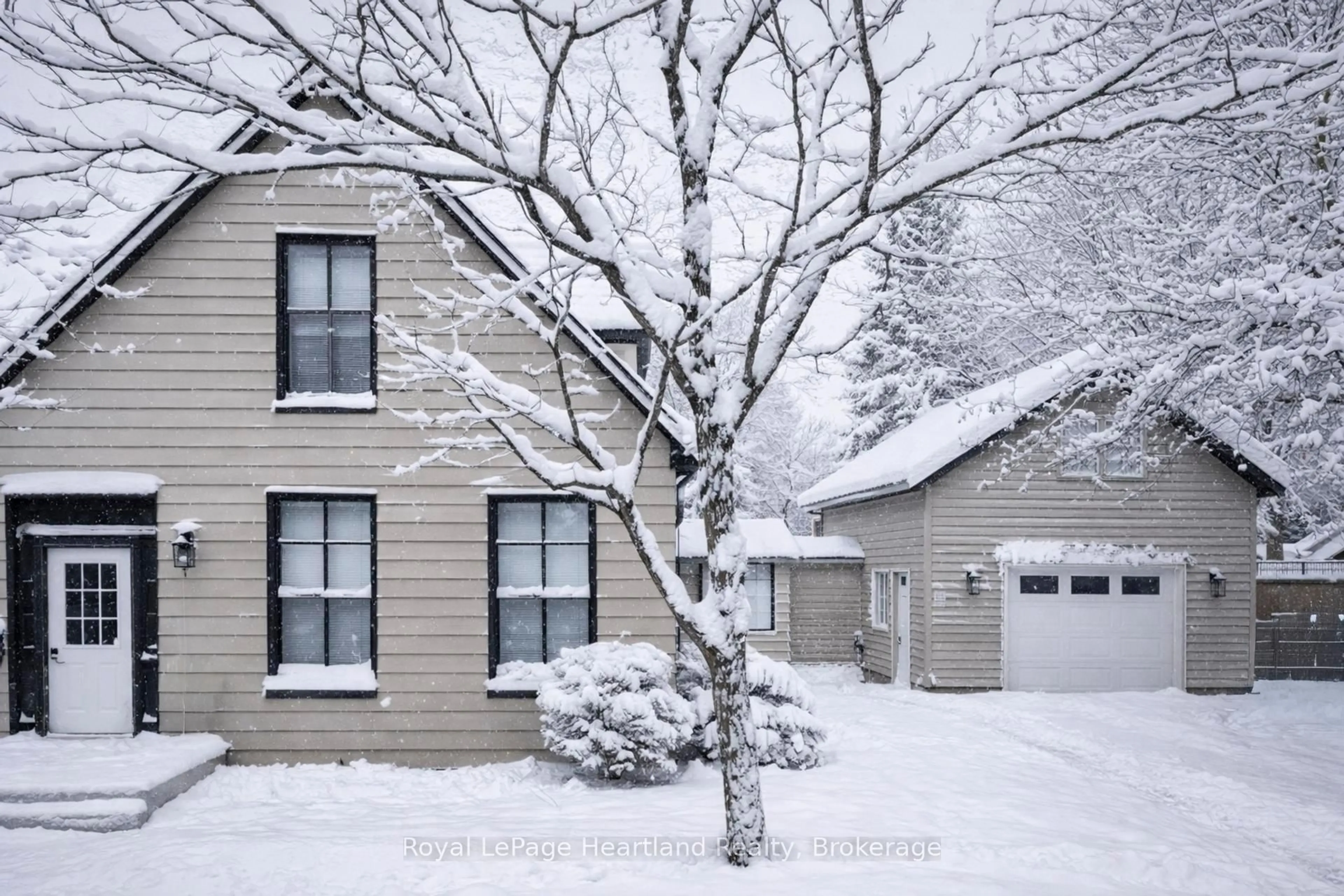 Unknown for 162 Wellington St, Goderich Ontario N7A 3T4