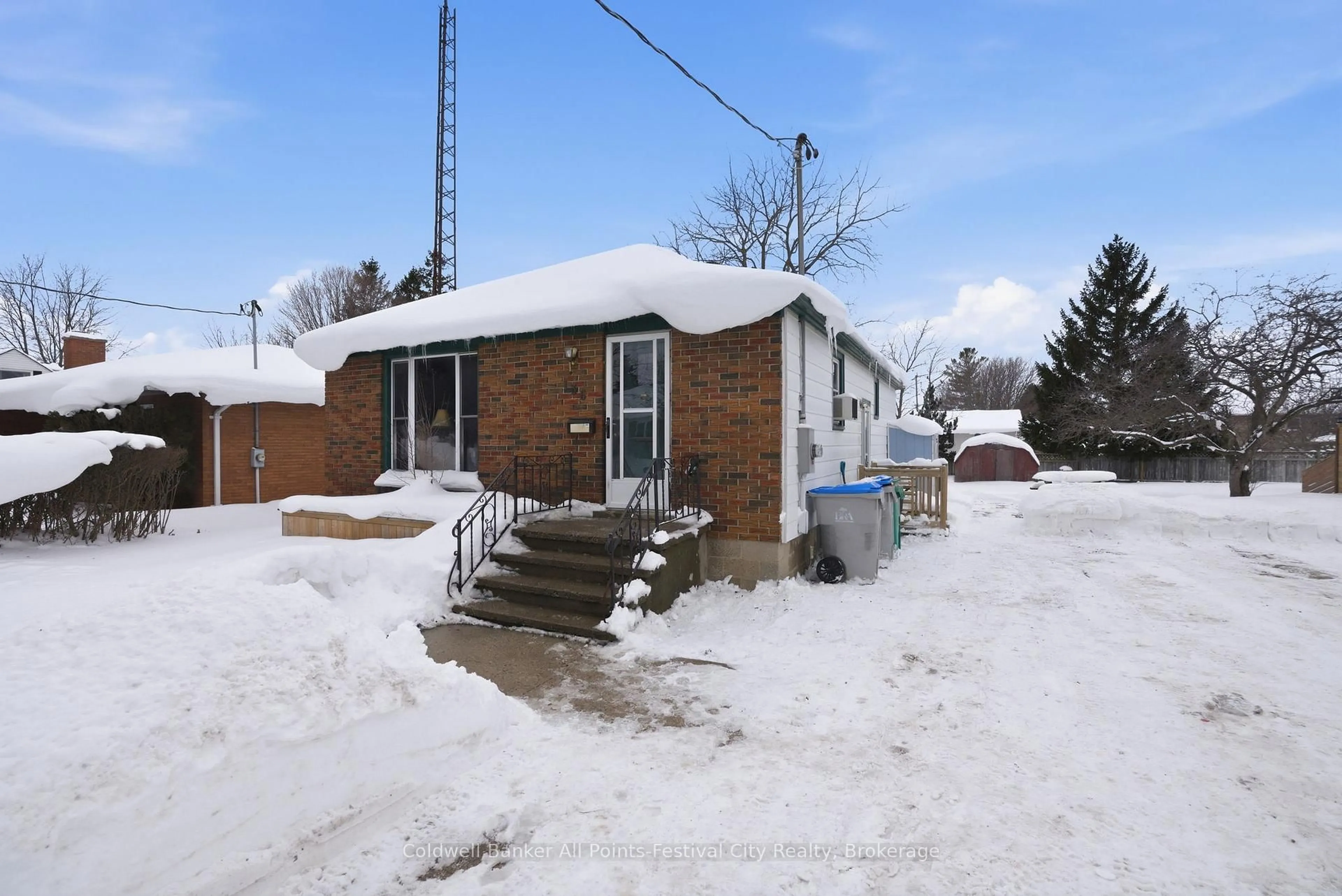 Unknown for 136 Elizabeth St, Goderich Ontario N7A 3T8