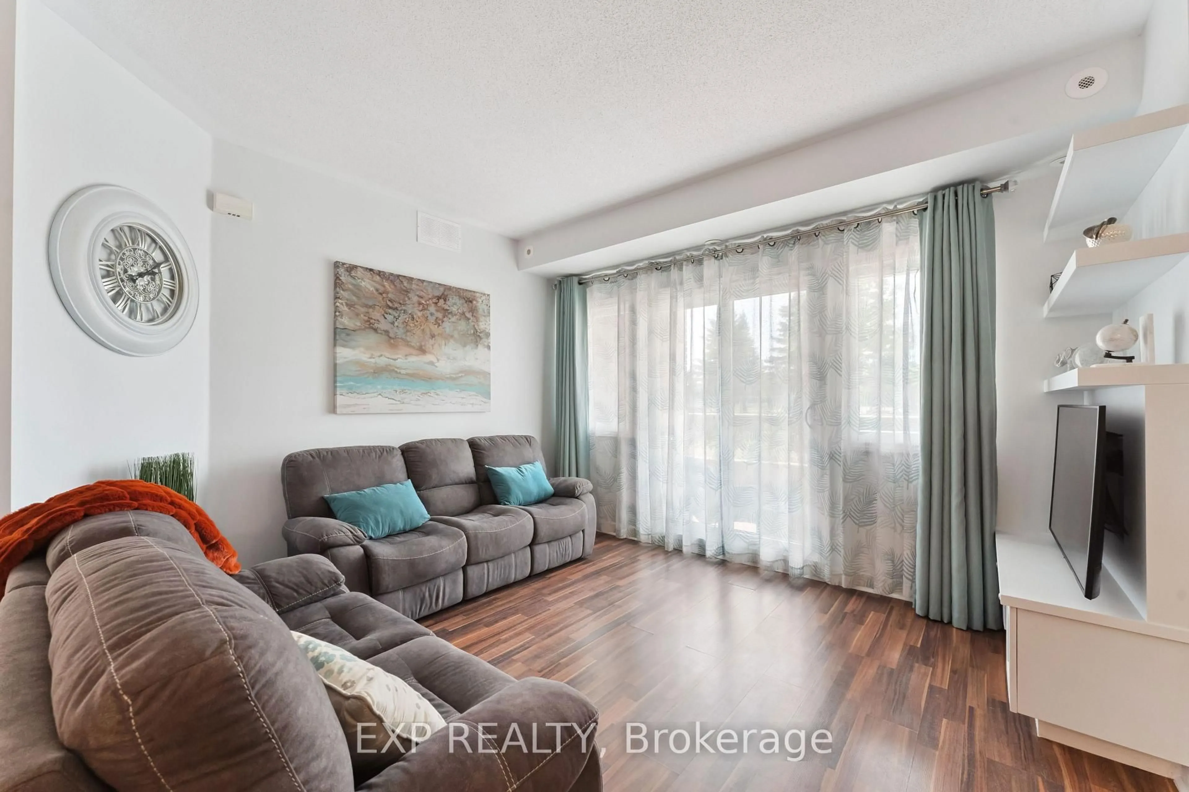 Living room with furniture, unknown for 231 Crestway Dr #B, Ottawa Ontario K2G 7C5