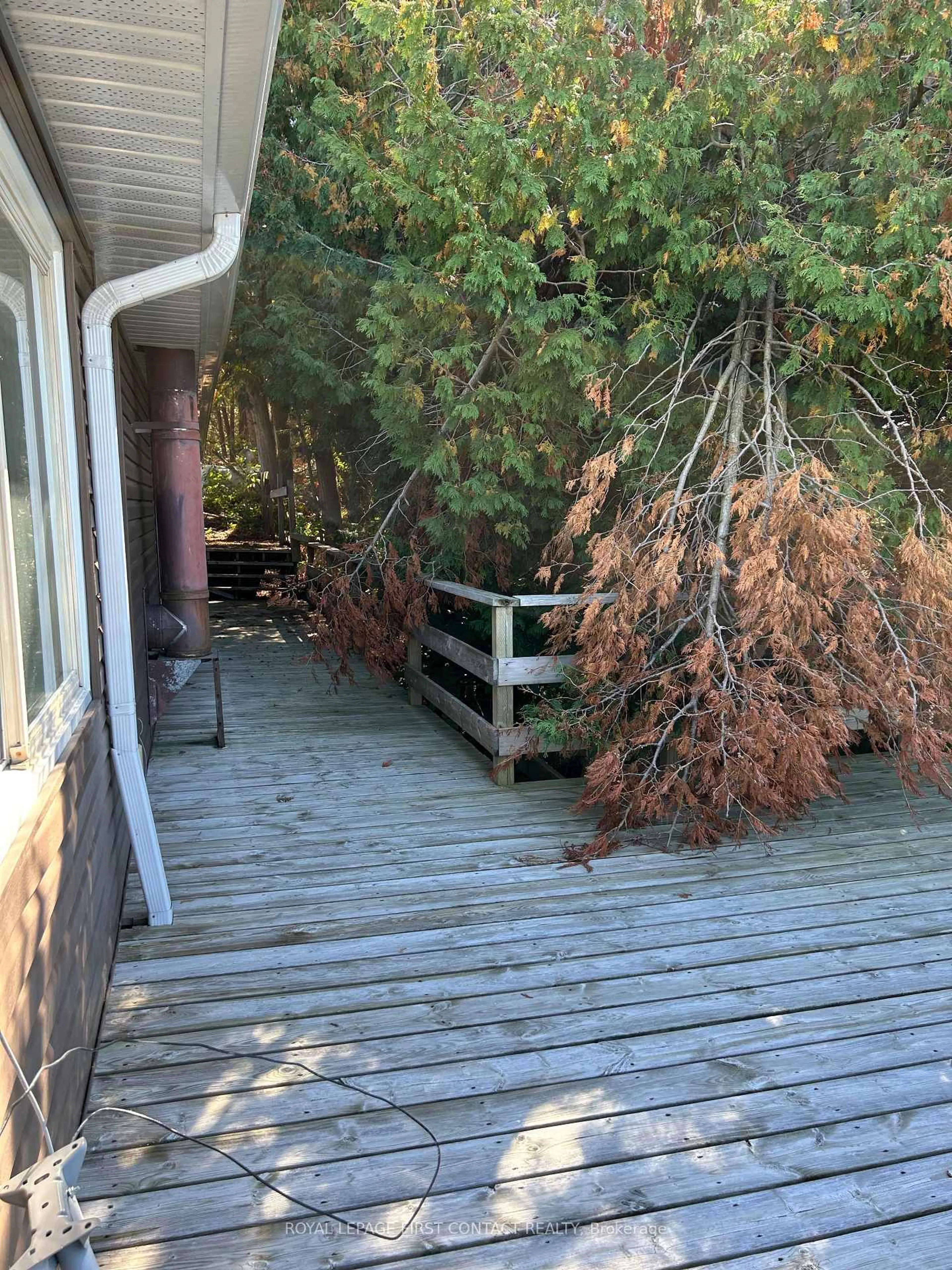 Patio, unknown for 16 Leisure Lane, Kawartha Lakes Ontario K9V 4R1