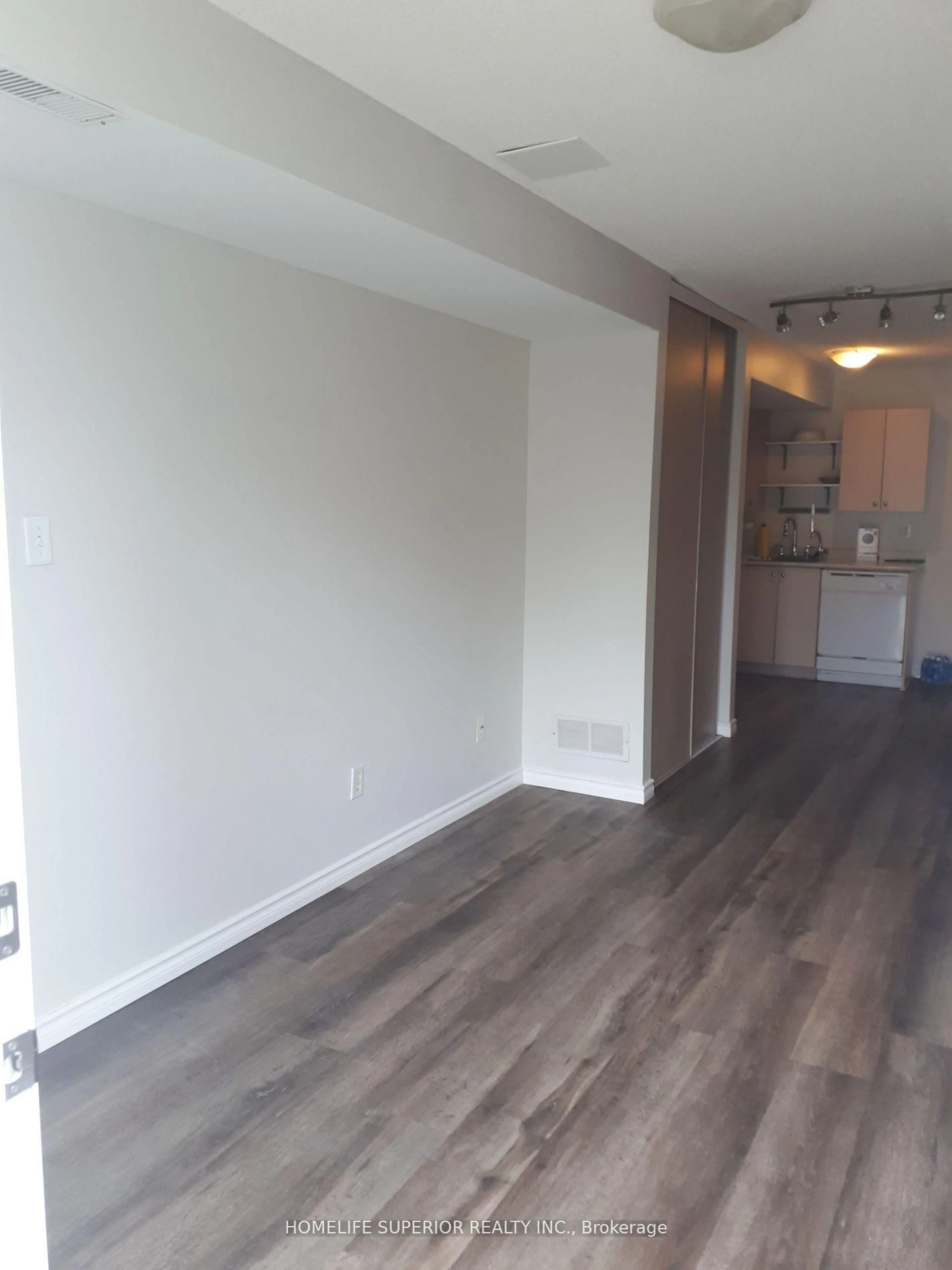A pic of a room for 139 Brighton St #12C, Waterloo Ontario N2J 4Z5