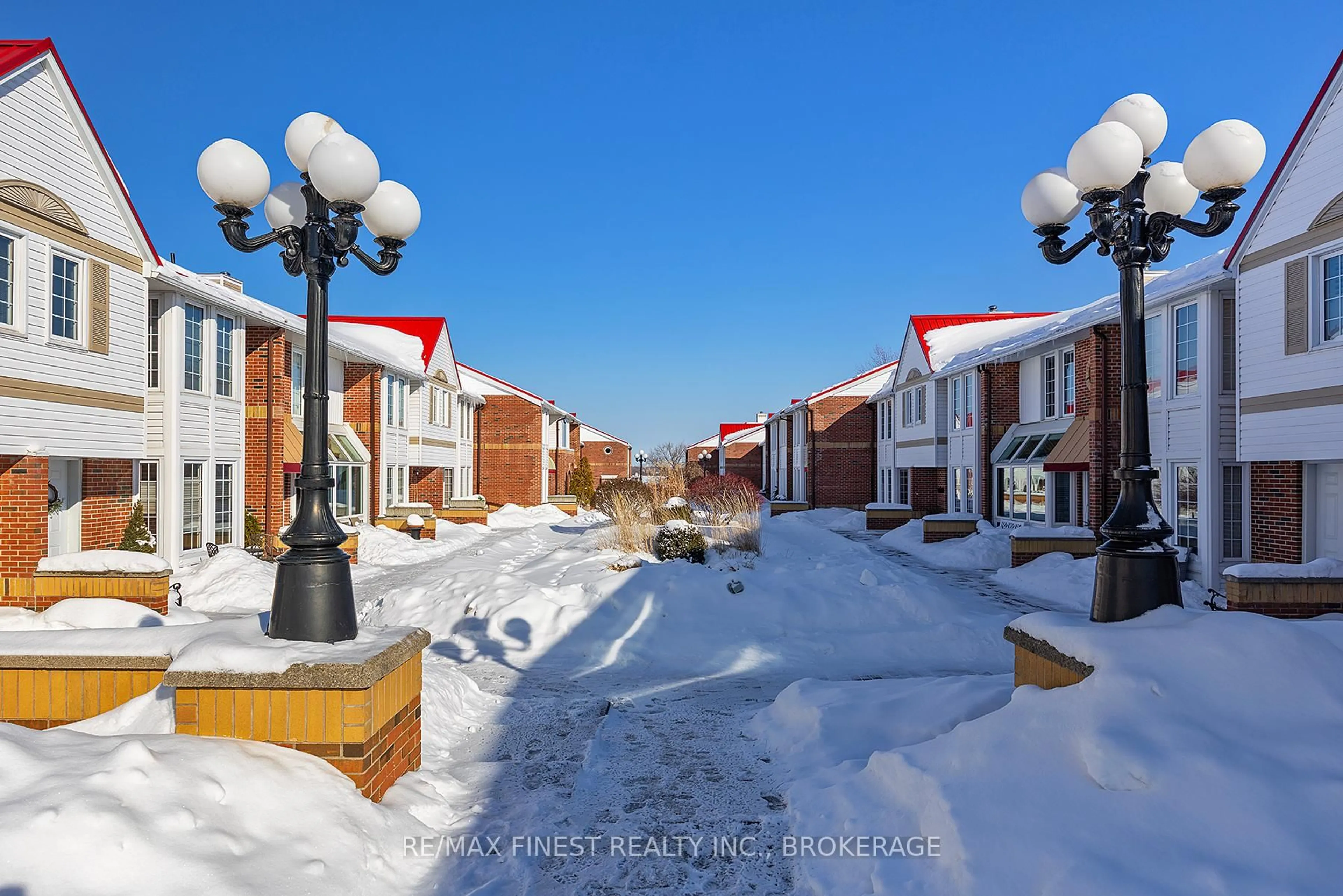 Patio, street for 1 Place D'armes #16, Kingston Ontario K7K 6R8