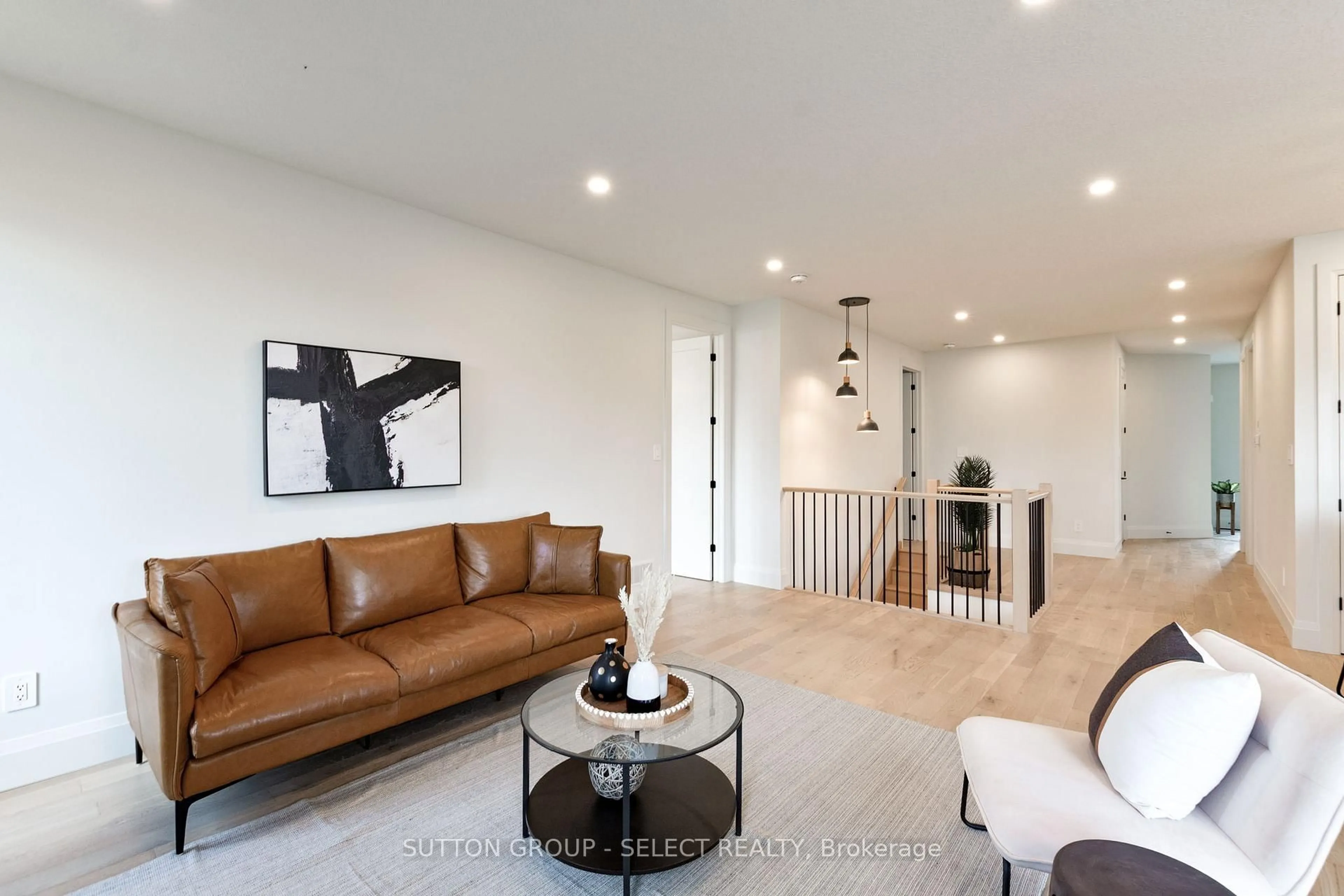 Living room with furniture, unknown for 16 KELLY Dr, Zorra Ontario N0M 2M0