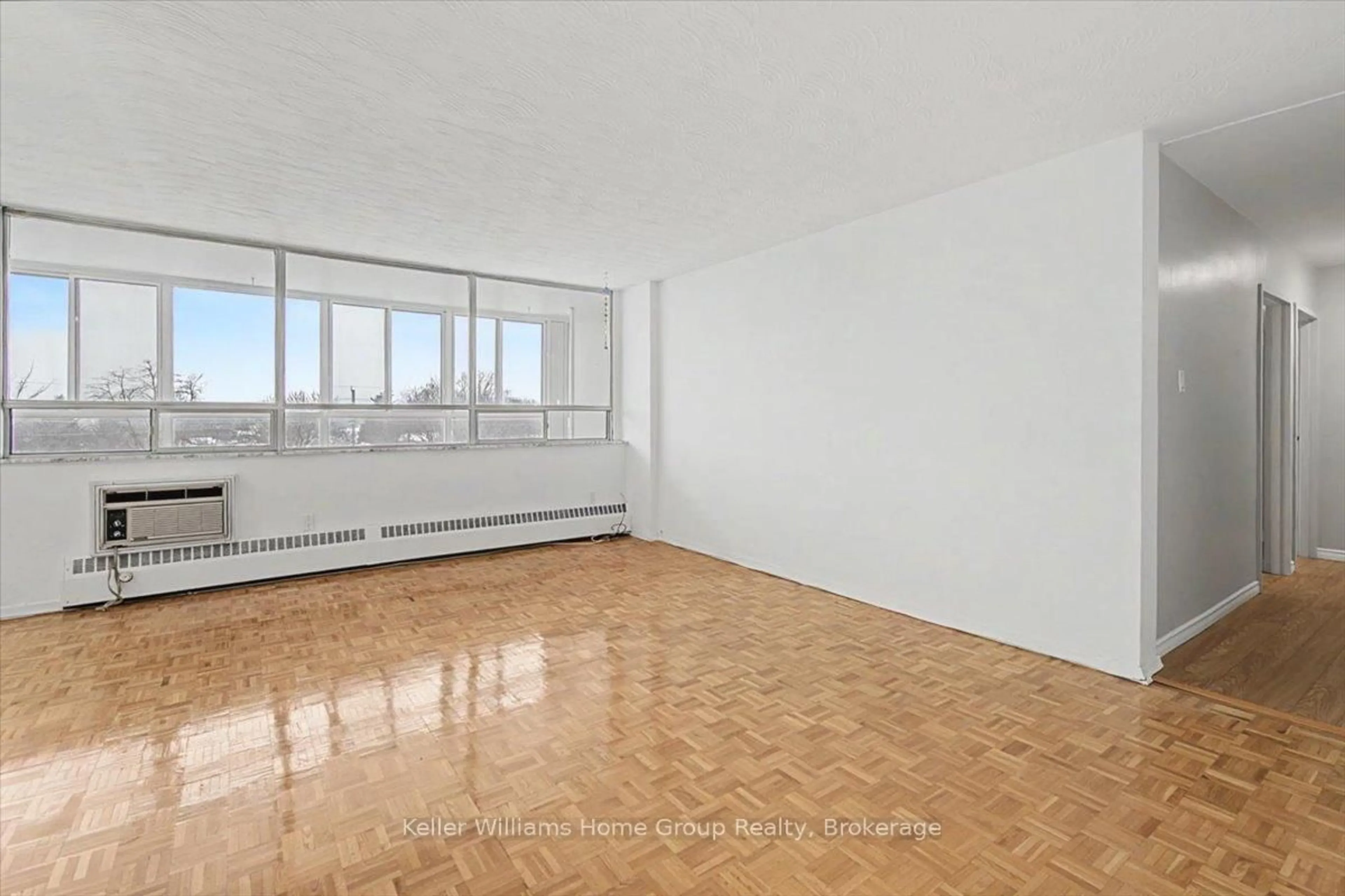 A pic of a room for 24 Midland Dr #509, Kitchener Ontario N2A 2A8