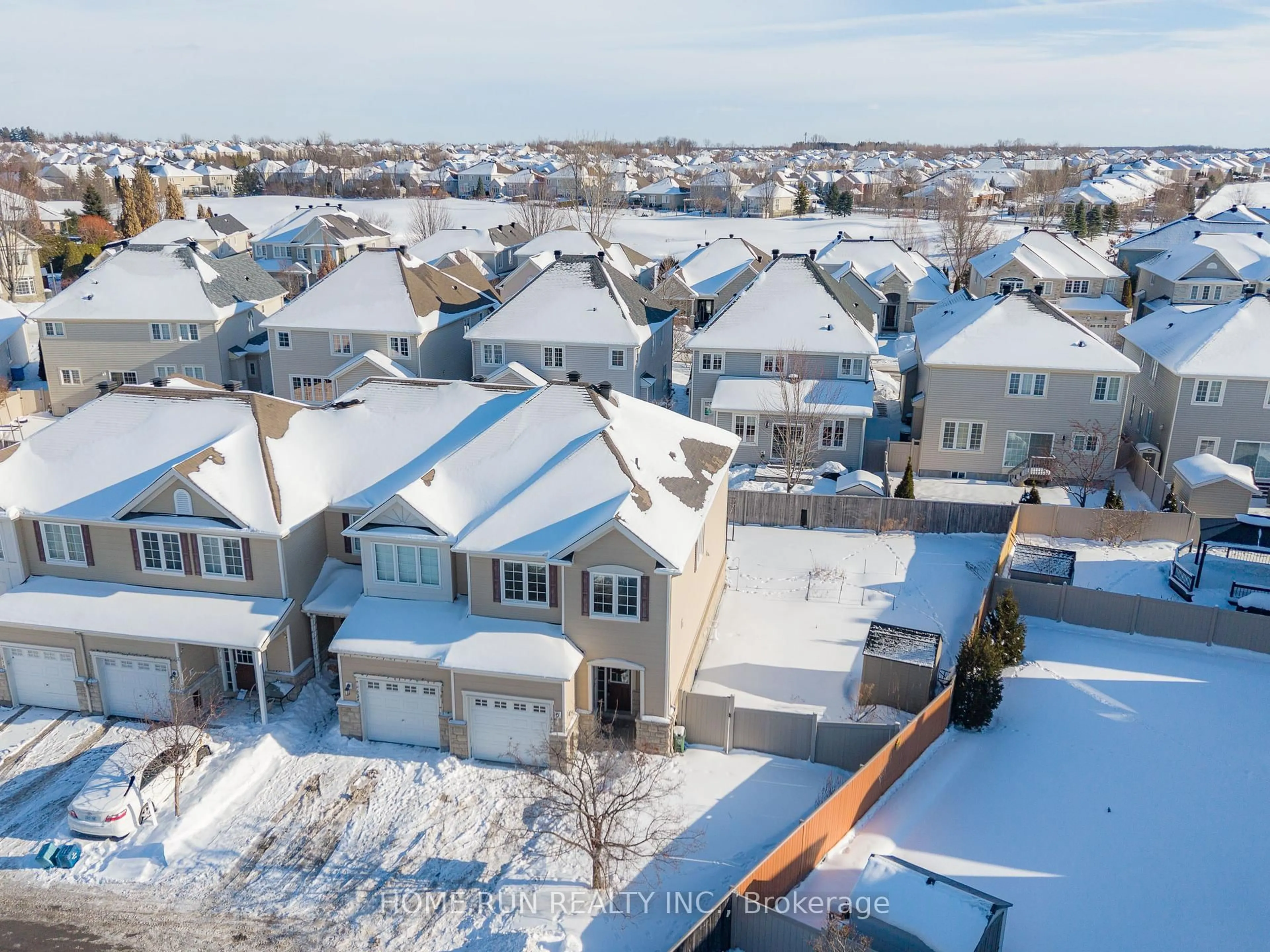 A pic from outside/outdoor area/front of a property/back of a property/a pic from drone, unknown for 636 Pamplona Private, Ottawa Ontario K2J 5T4