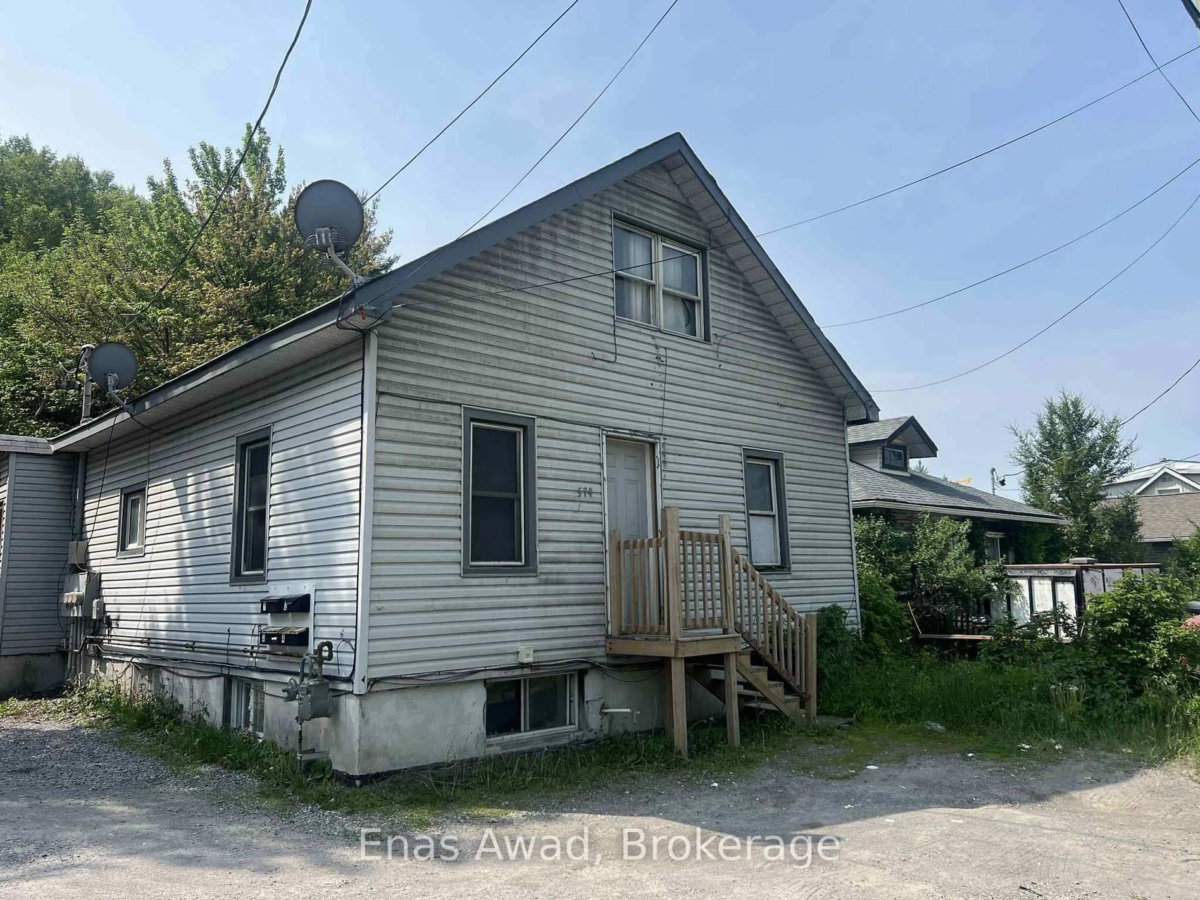 Unknown for 579 Kingsway Way, Greater Sudbury Ontario P3B 2E4