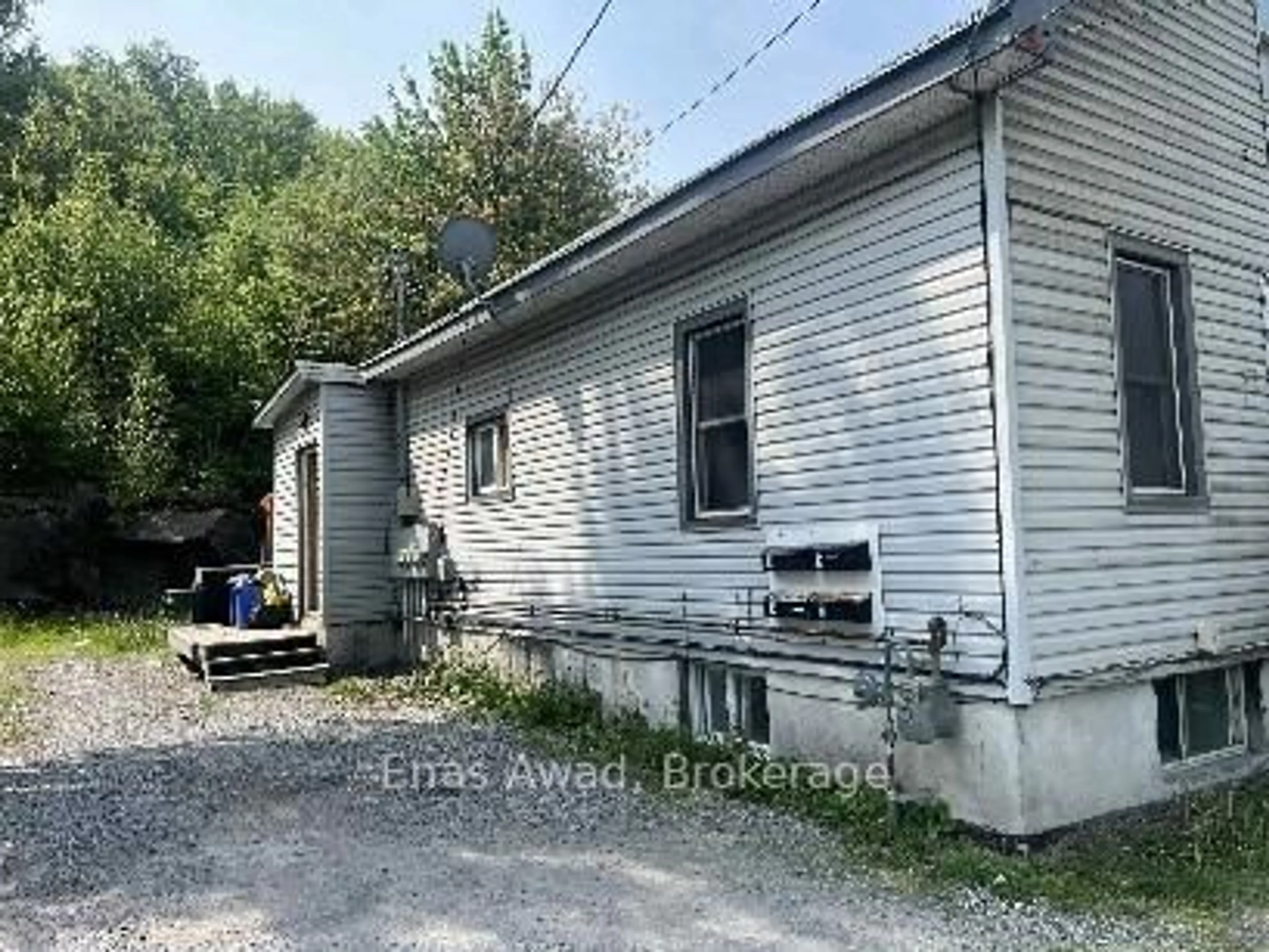 Unknown for 579 Kingsway Way, Greater Sudbury Ontario P3B 2E4