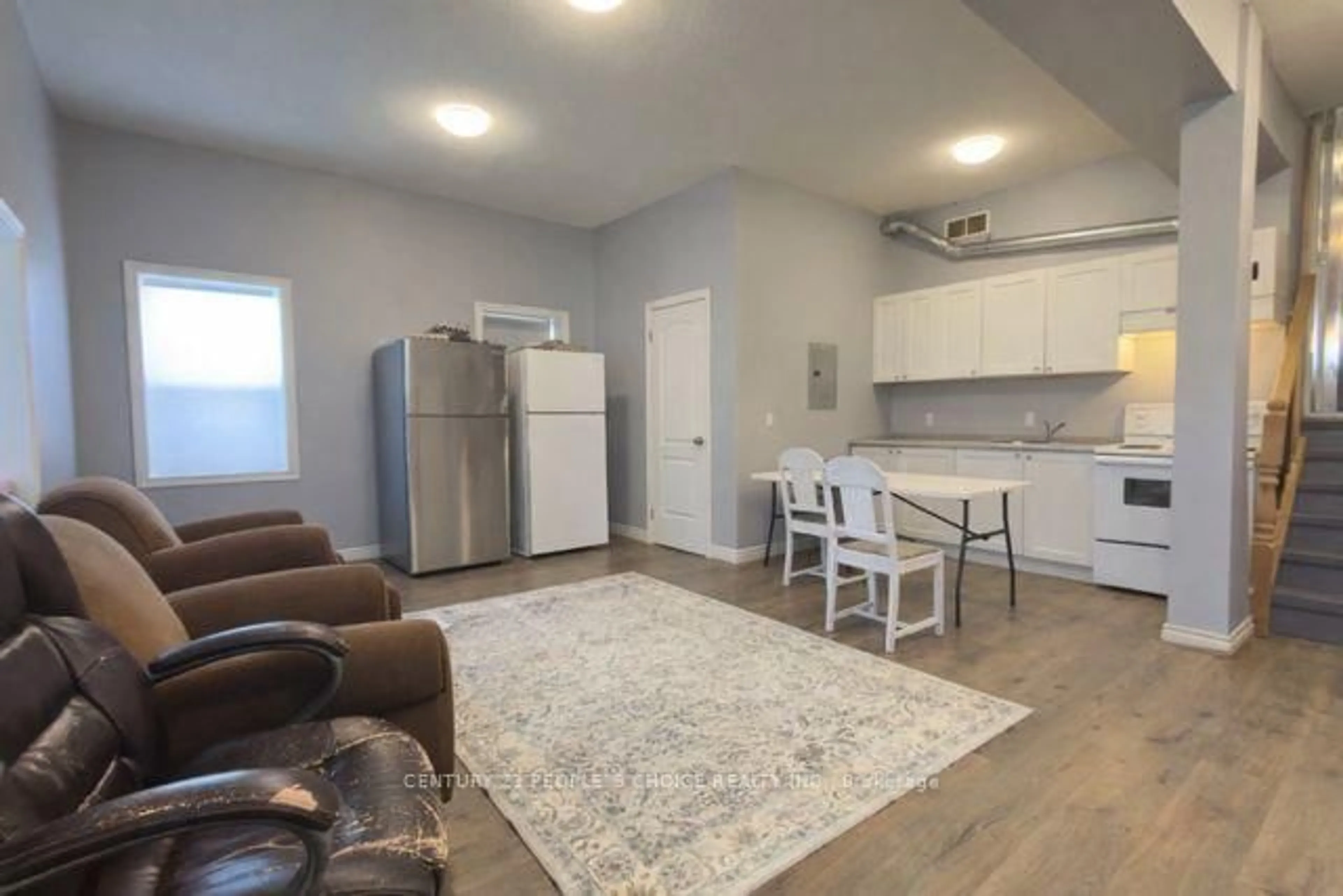 A pic of a room for 273 Thompson Rd, London South Ontario N5Z 2Z3