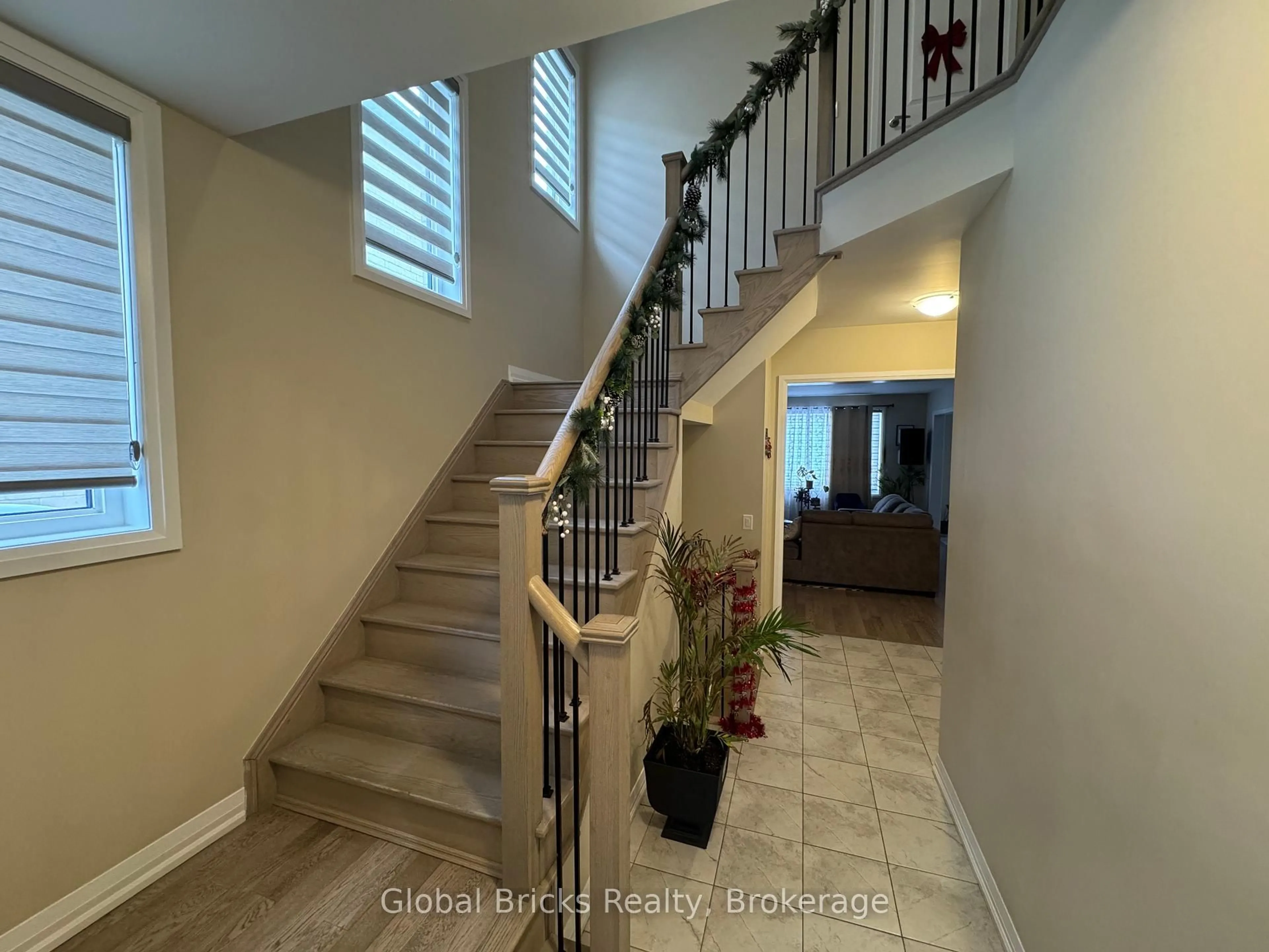 Unknown for 763 Sobeski Ave, Woodstock Ontario N4S 7W2