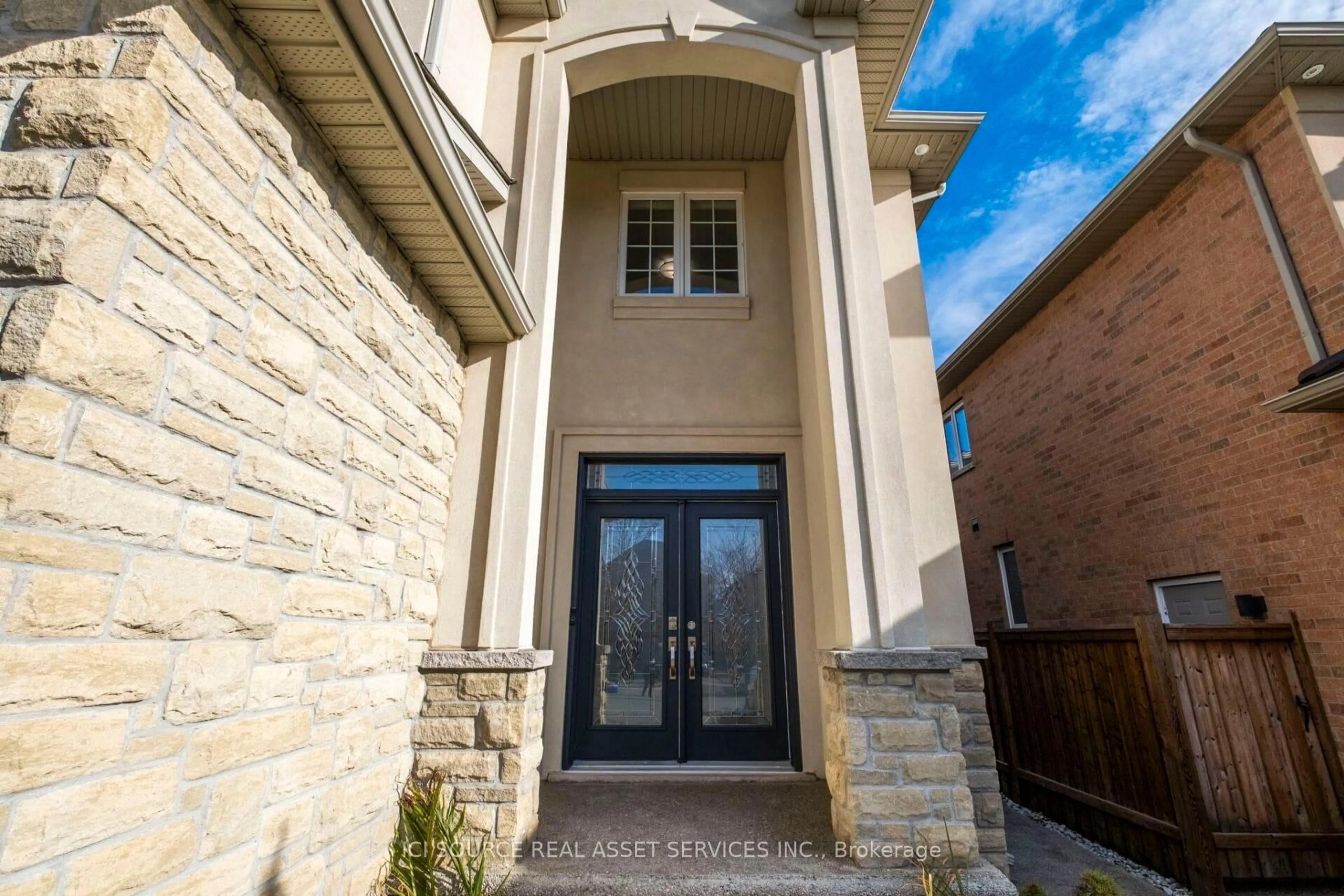 Unknown for 409 Valridge Dr, Hamilton Ontario L9G 0B2