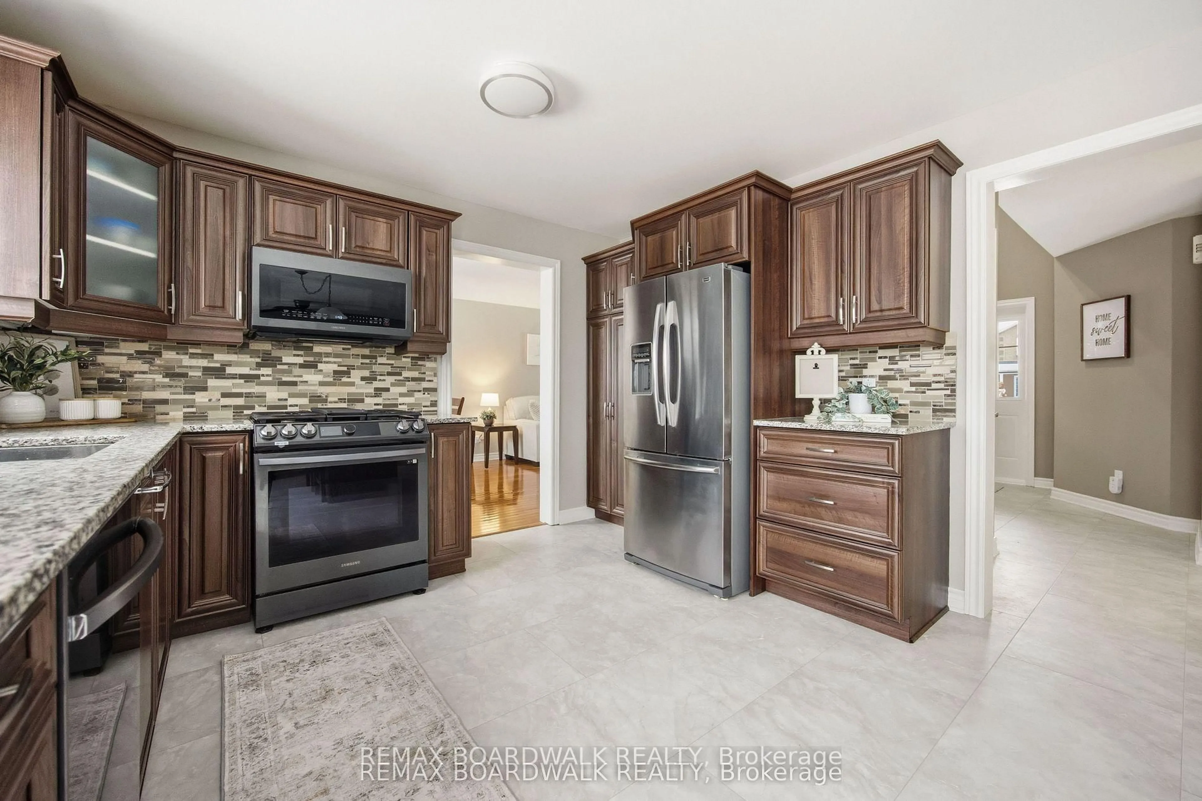 Open concept kitchen, ceramic/tile floor for 27 Comba Dr, Carleton Place Ontario K7C 4V2