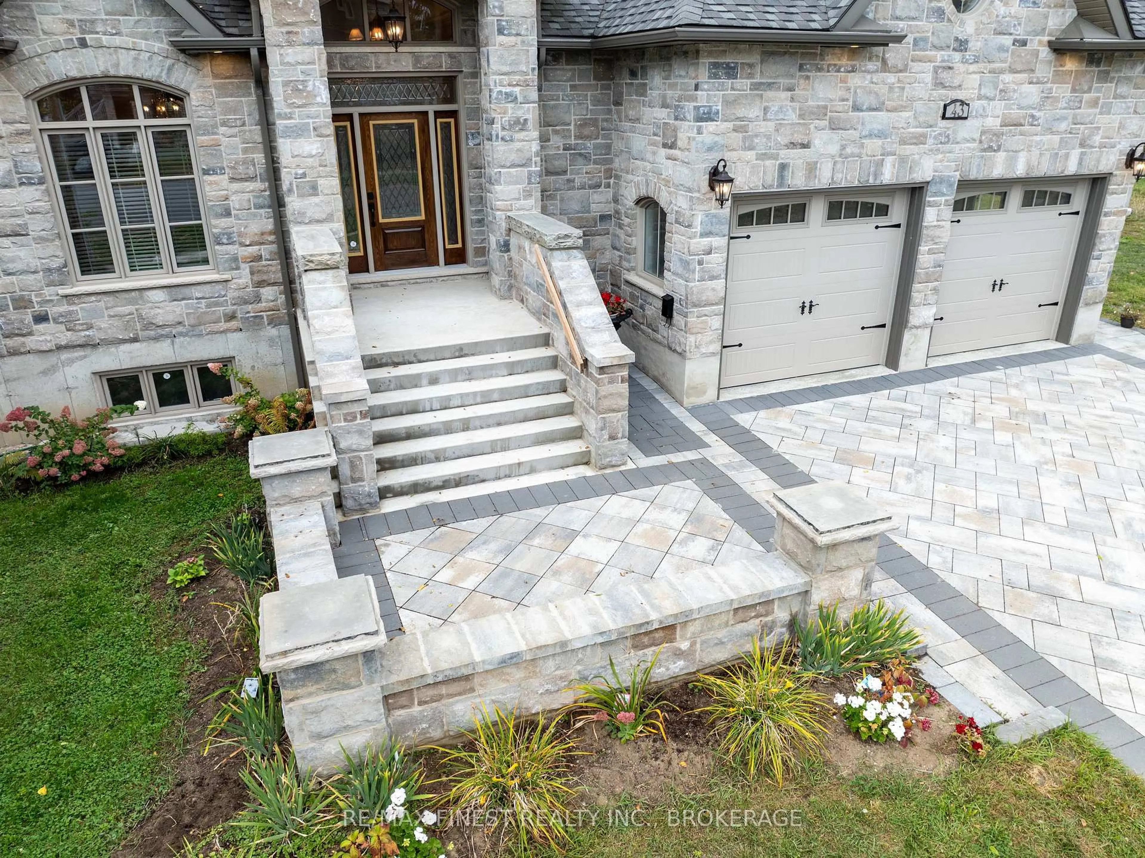 Unknown for 43 Crerar Blvd, Kingston Ontario K7M 3P7