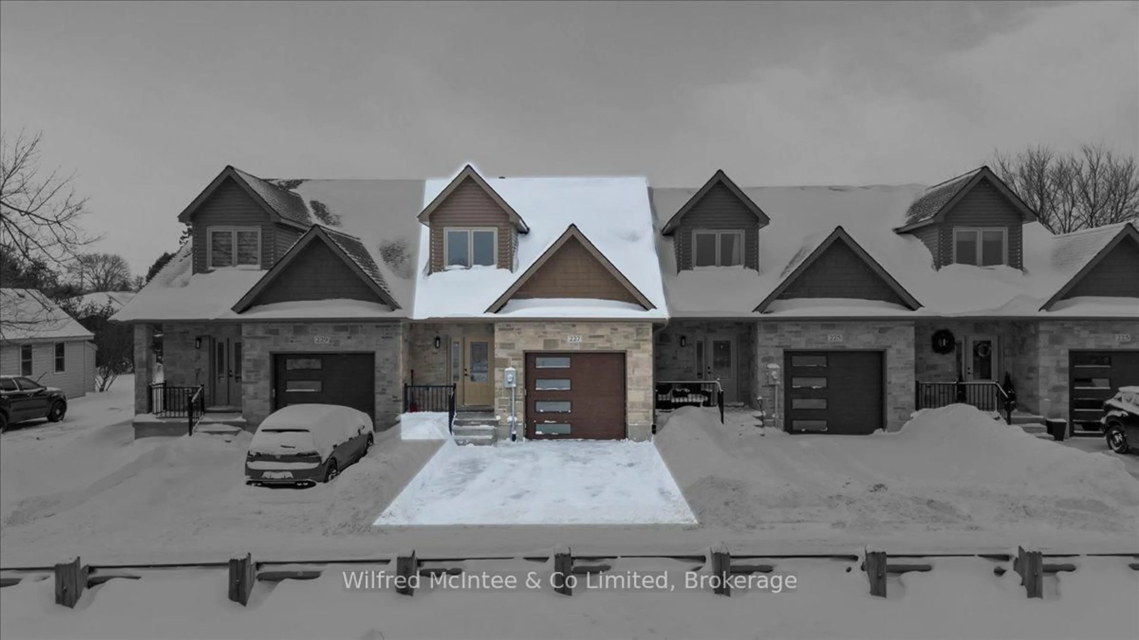 A pic from outside/outdoor area/front of a property/back of a property/a pic from drone, street for 227 Saugeen St, Saugeen Shores Ontario N0H 2L0