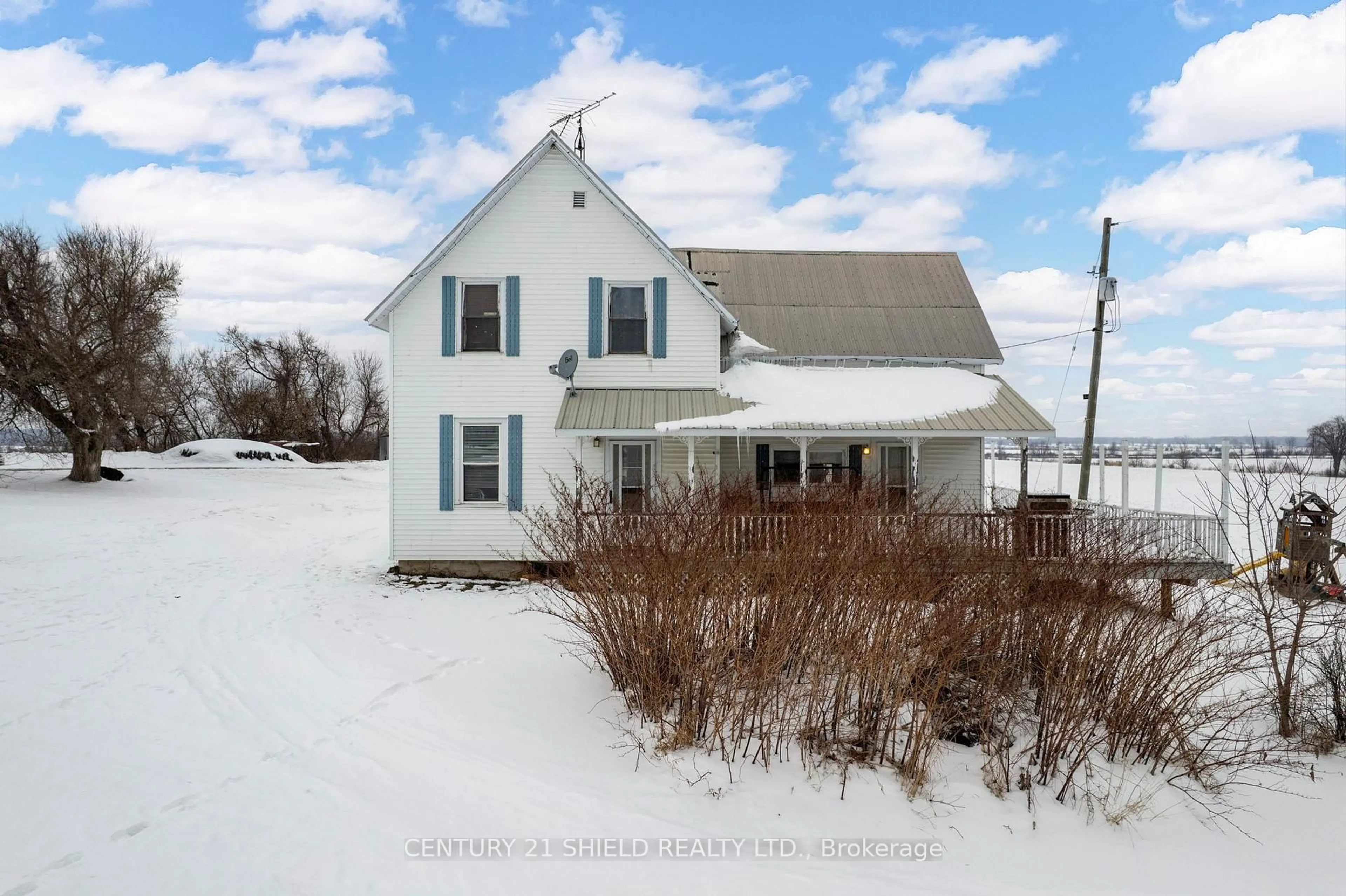 A pic from outside/outdoor area/front of a property/back of a property/a pic from drone, street for 3359 Cloverside Rd, North Stormont Ontario K0C 1C0
