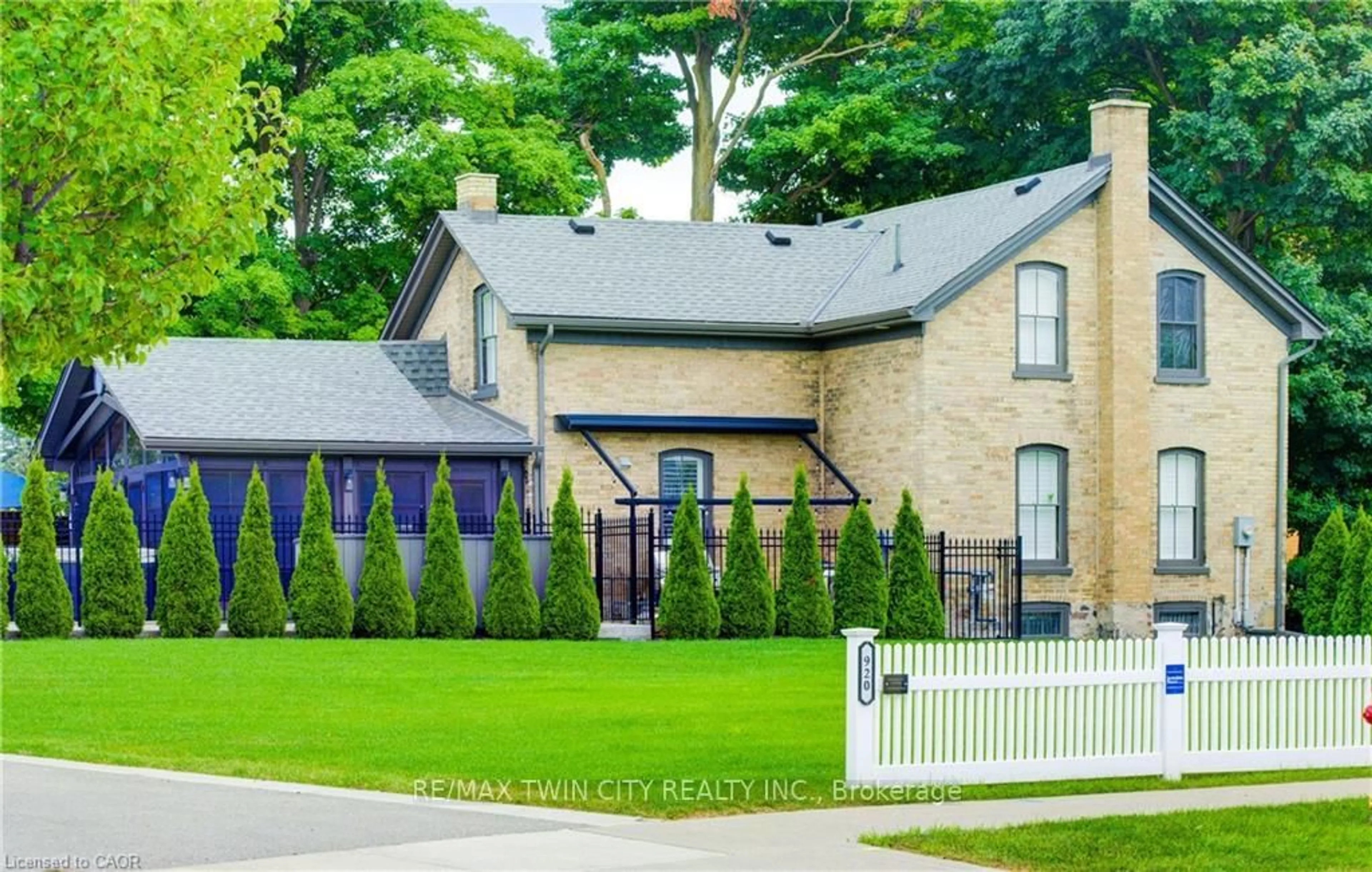 Home with brick exterior material, street for 920 Orr Crt, Kitchener Ontario N2R 1R4