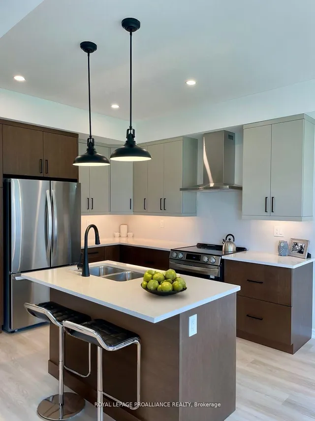 Blk 53 Drewery Rd #4, Cobourg 3