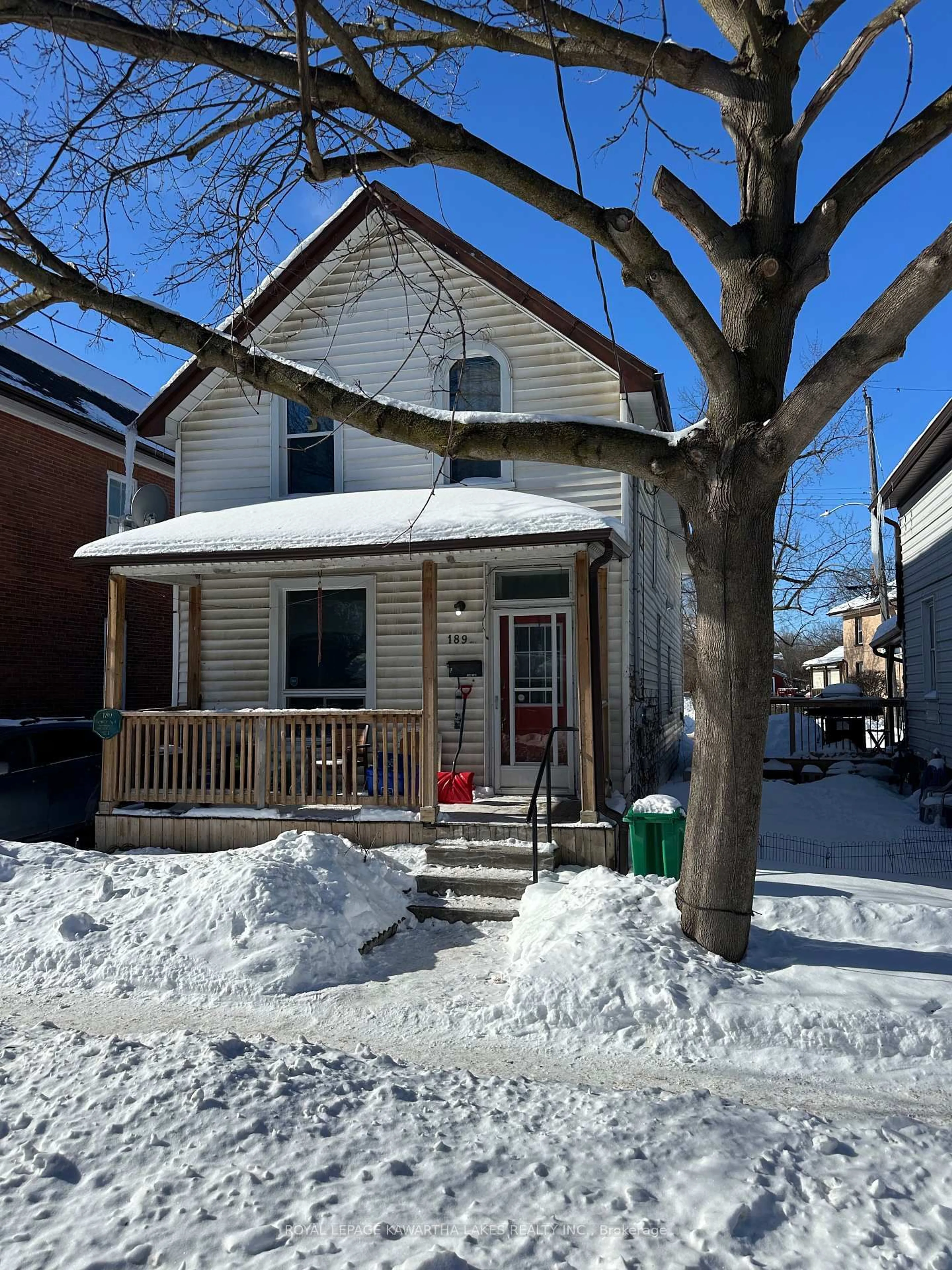 Unknown for 189 Park St, Peterborough Ontario K9J 3P5