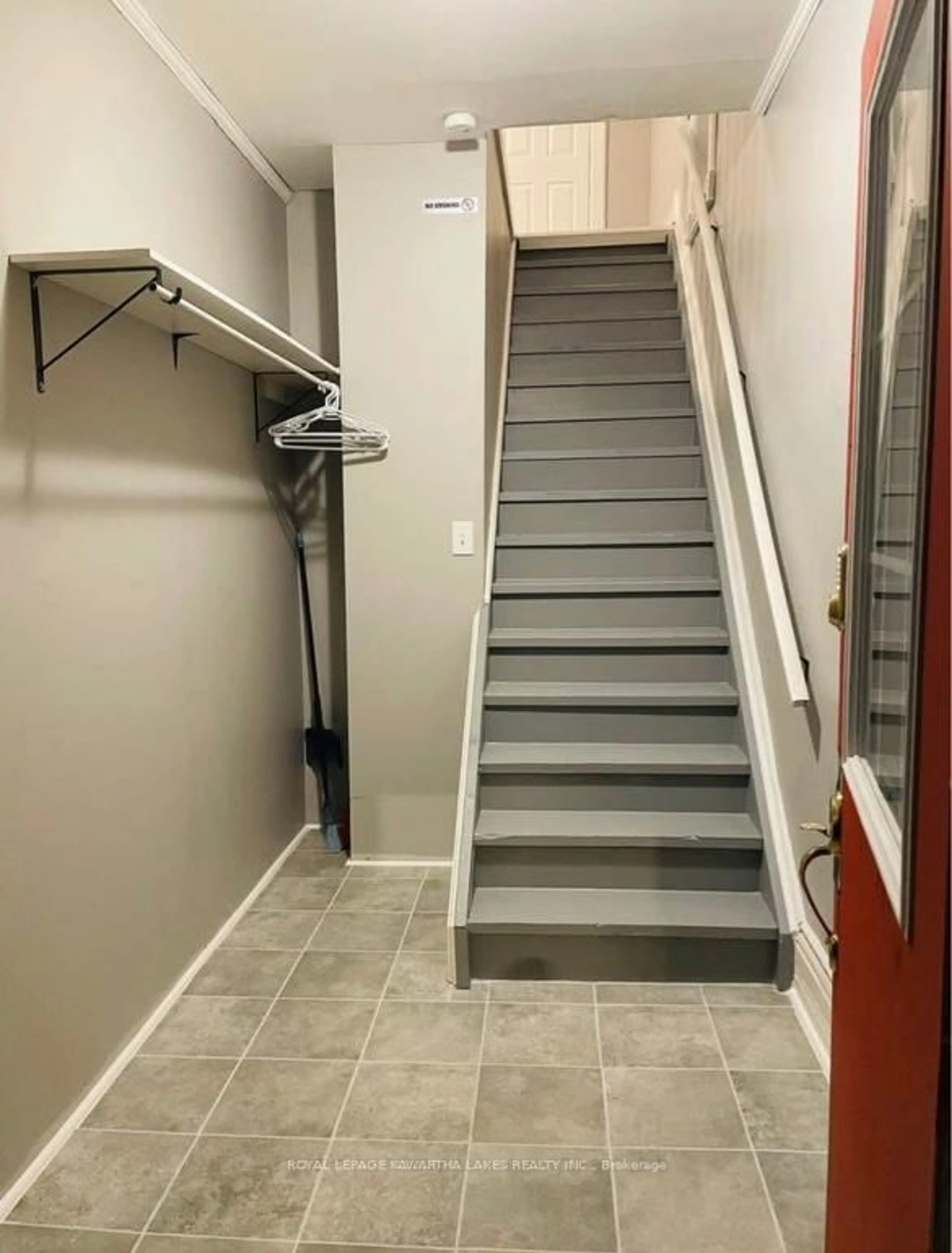 Unknown for 189 Park St, Peterborough Ontario K9J 3P5