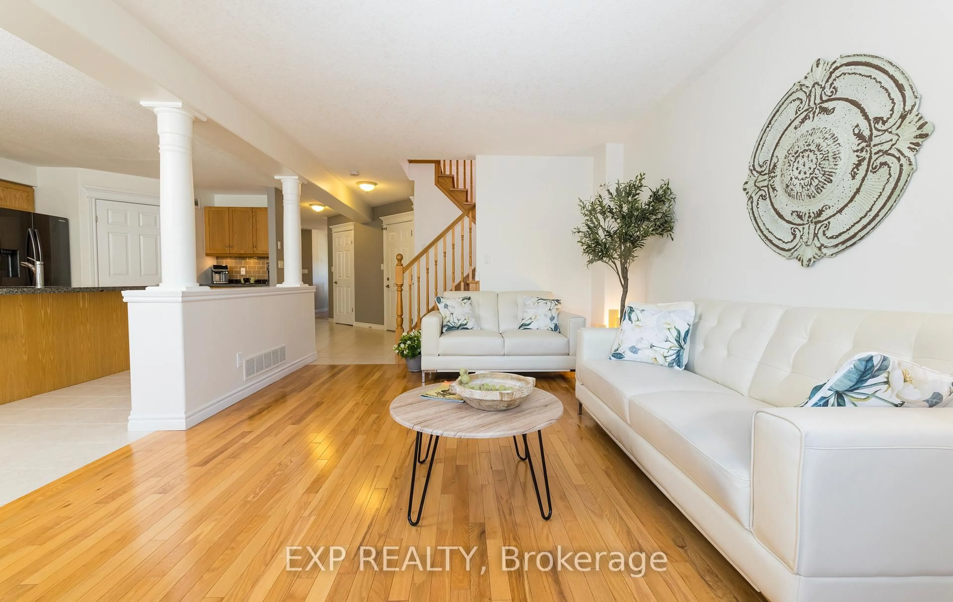 Living room with furniture, unknown for 105 Hampson Cres, Guelph/Eramosa Ontario N0B 2K0