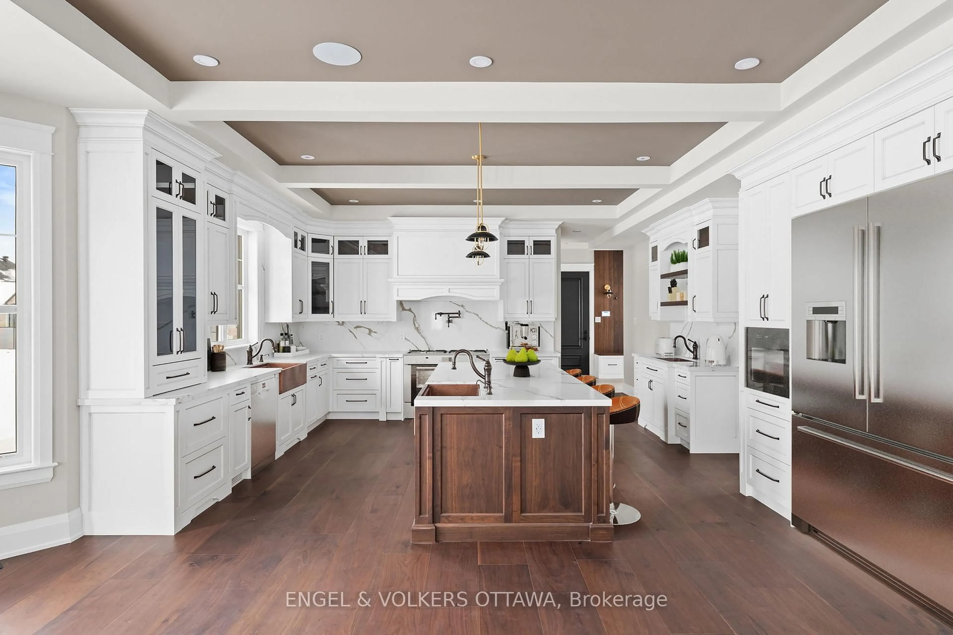 Open concept kitchen, ceramic/tile floor for 432 Ashbee Crt, Ottawa Ontario K4M 0A8