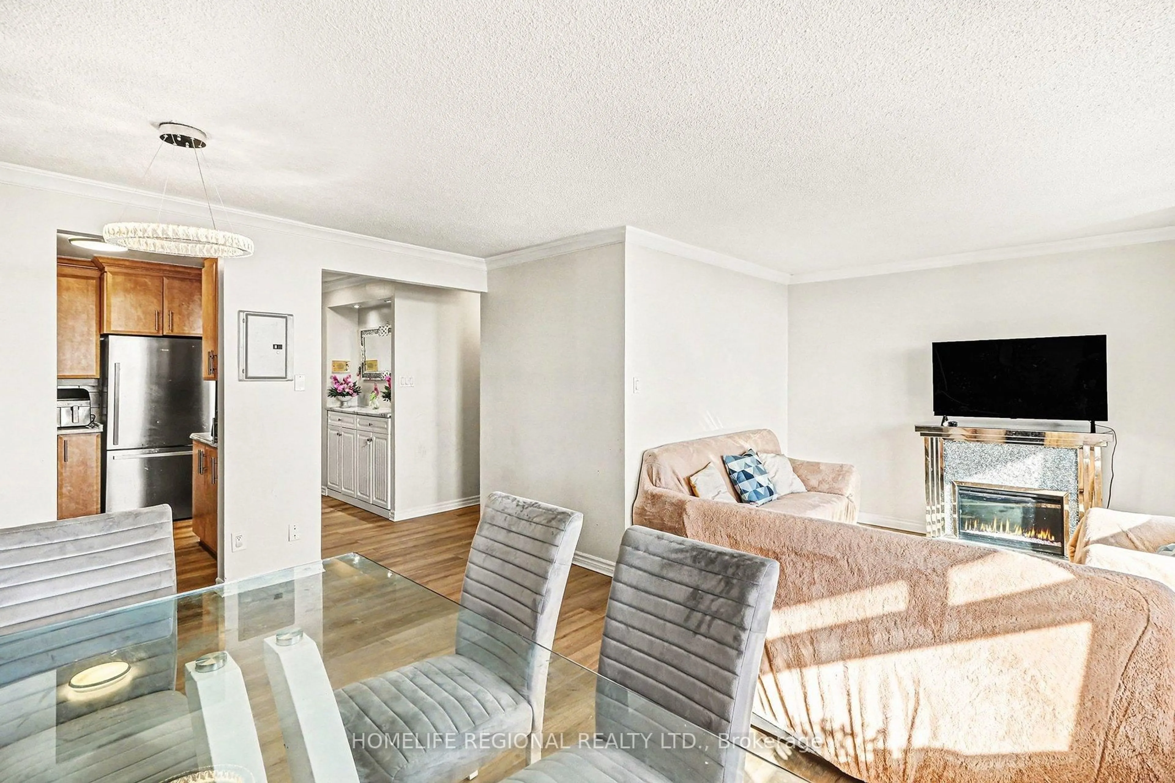 Living room with furniture, unknown for 2000 Jasmine Cres #1403, Ottawa Ontario K1J 8K4