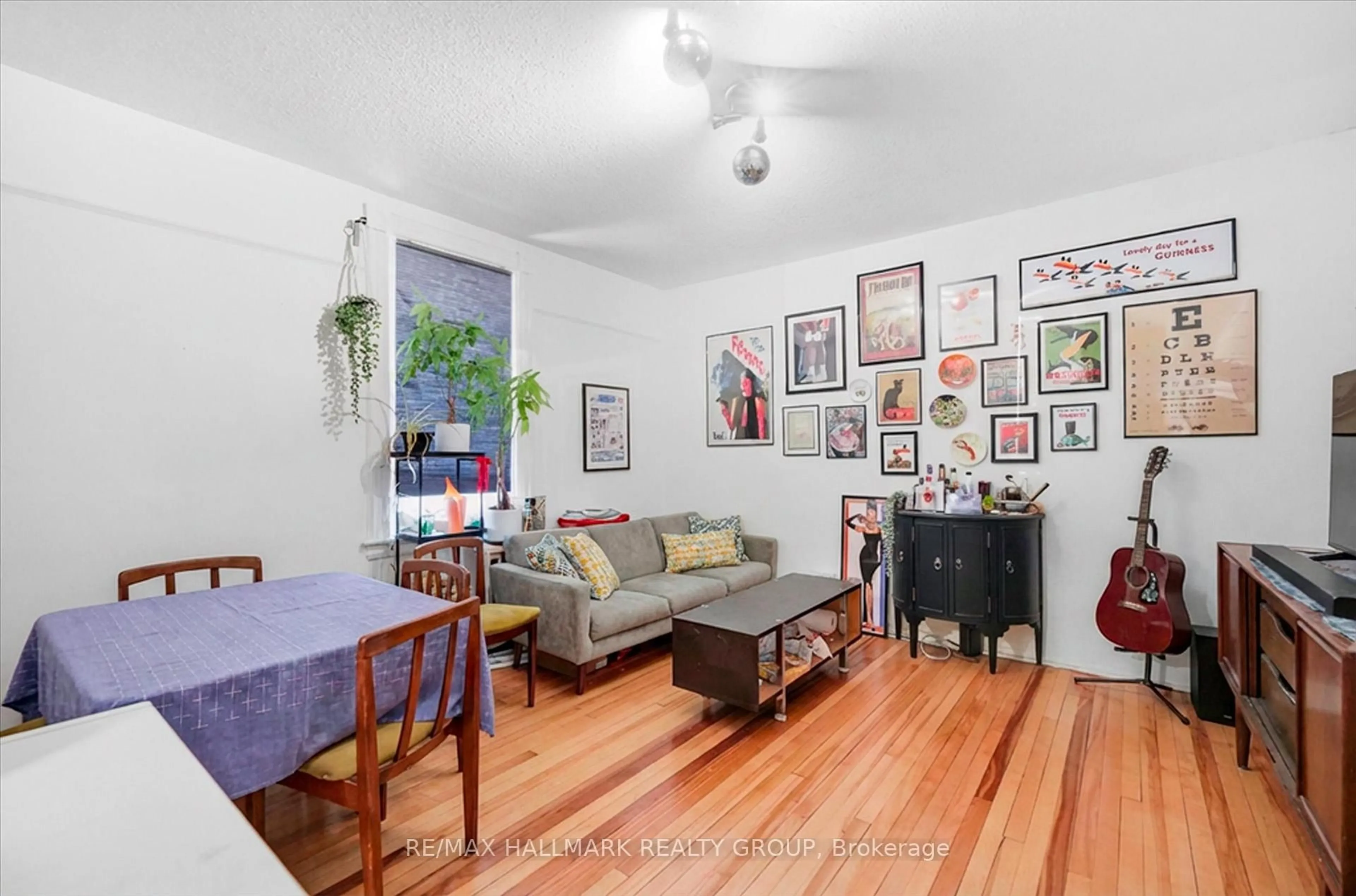 Unknown for 44 St Andrew St, Ottawa Ontario K1N 5E9