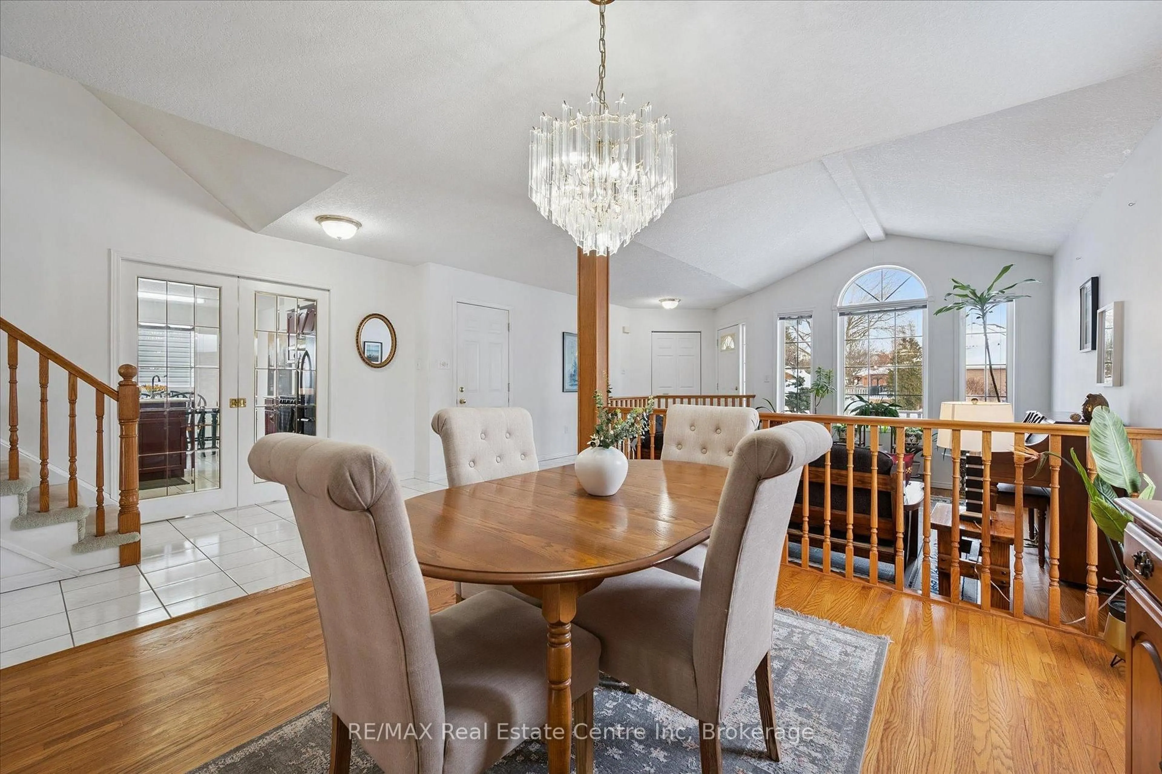 Dining room, unknown for 19 Merganser Dr, Guelph Ontario N1C 1C8