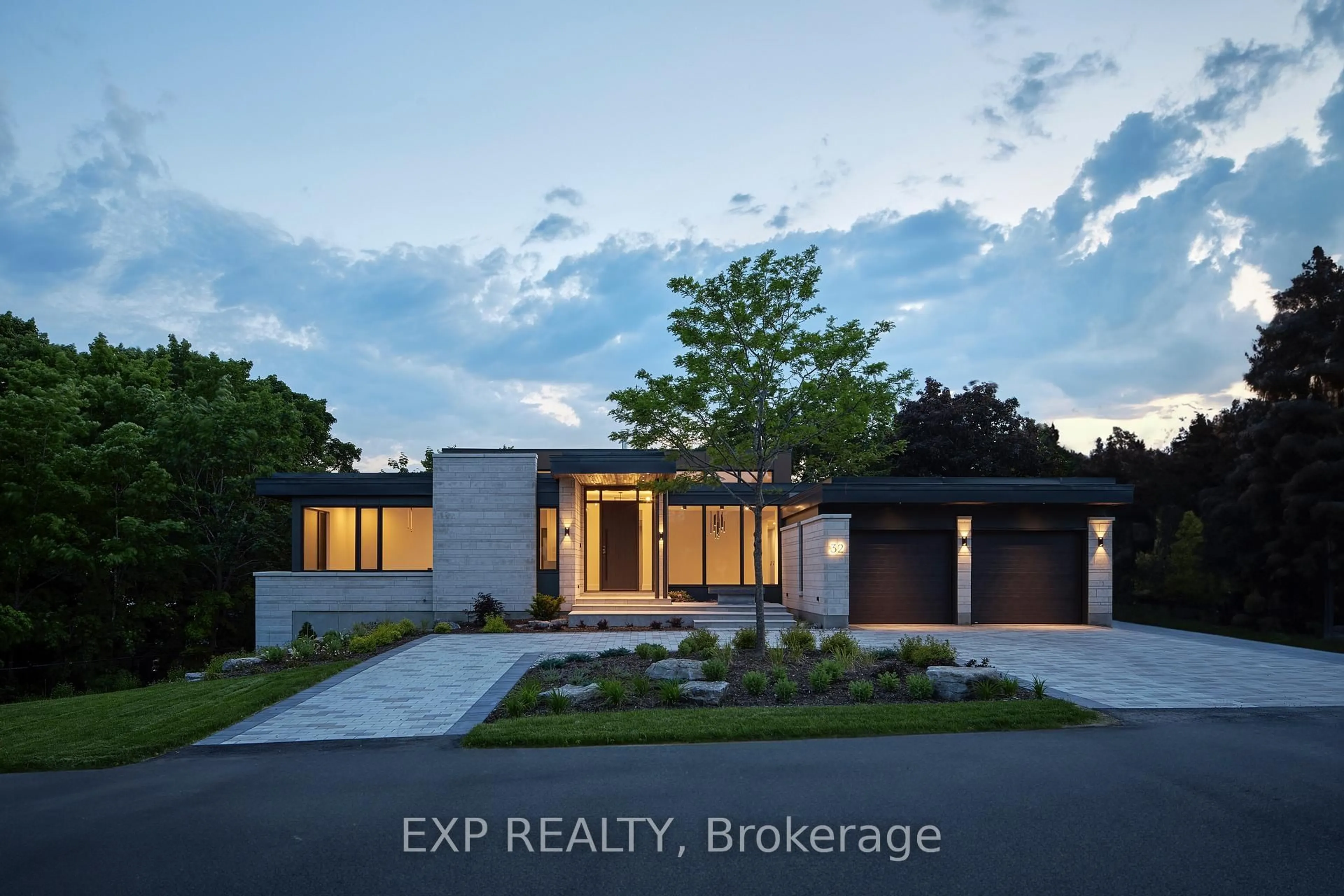 Home with brick exterior material, street for 32 CLOVELLY Rd, Ottawa Ontario K1J 6M2