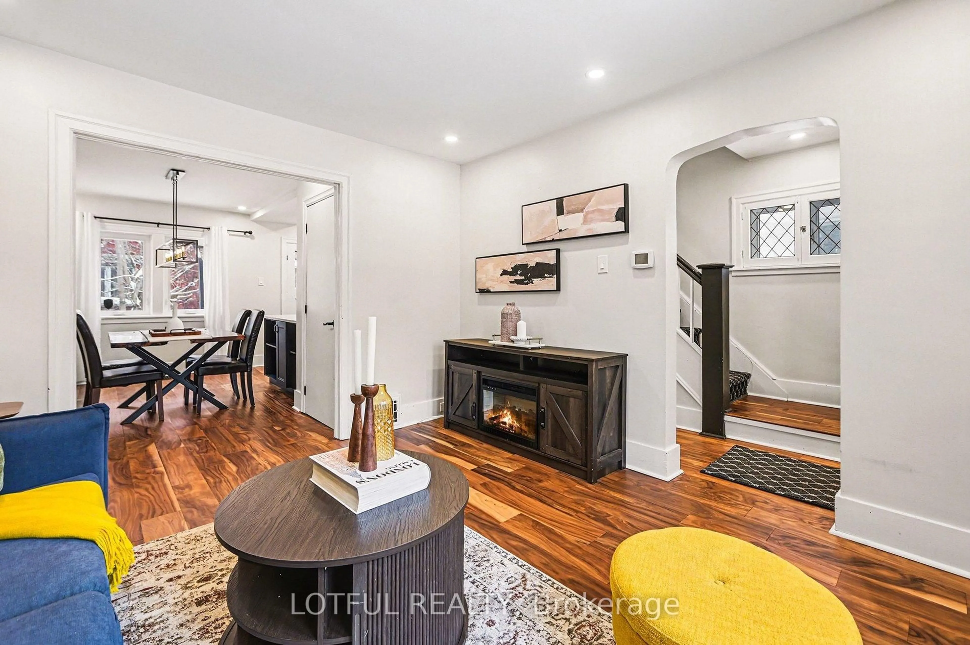 Unknown for 68 Vaughan St, Ottawa Ontario K1M 1X2