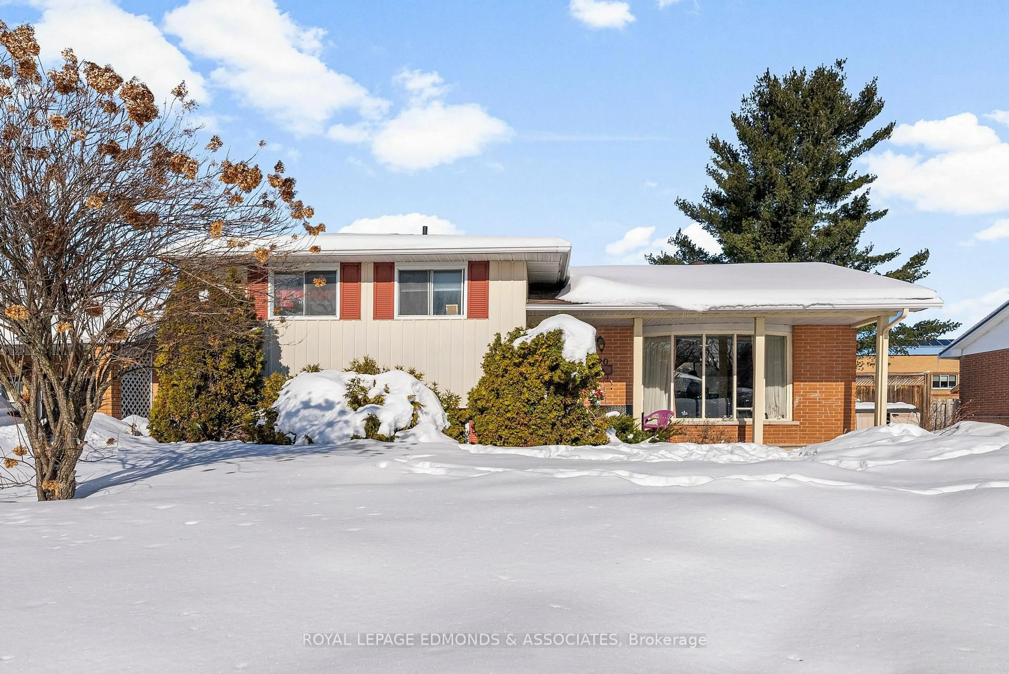 Home with brick exterior material, street for 20 Maple Ave, Petawawa Ontario K8H 2Y5