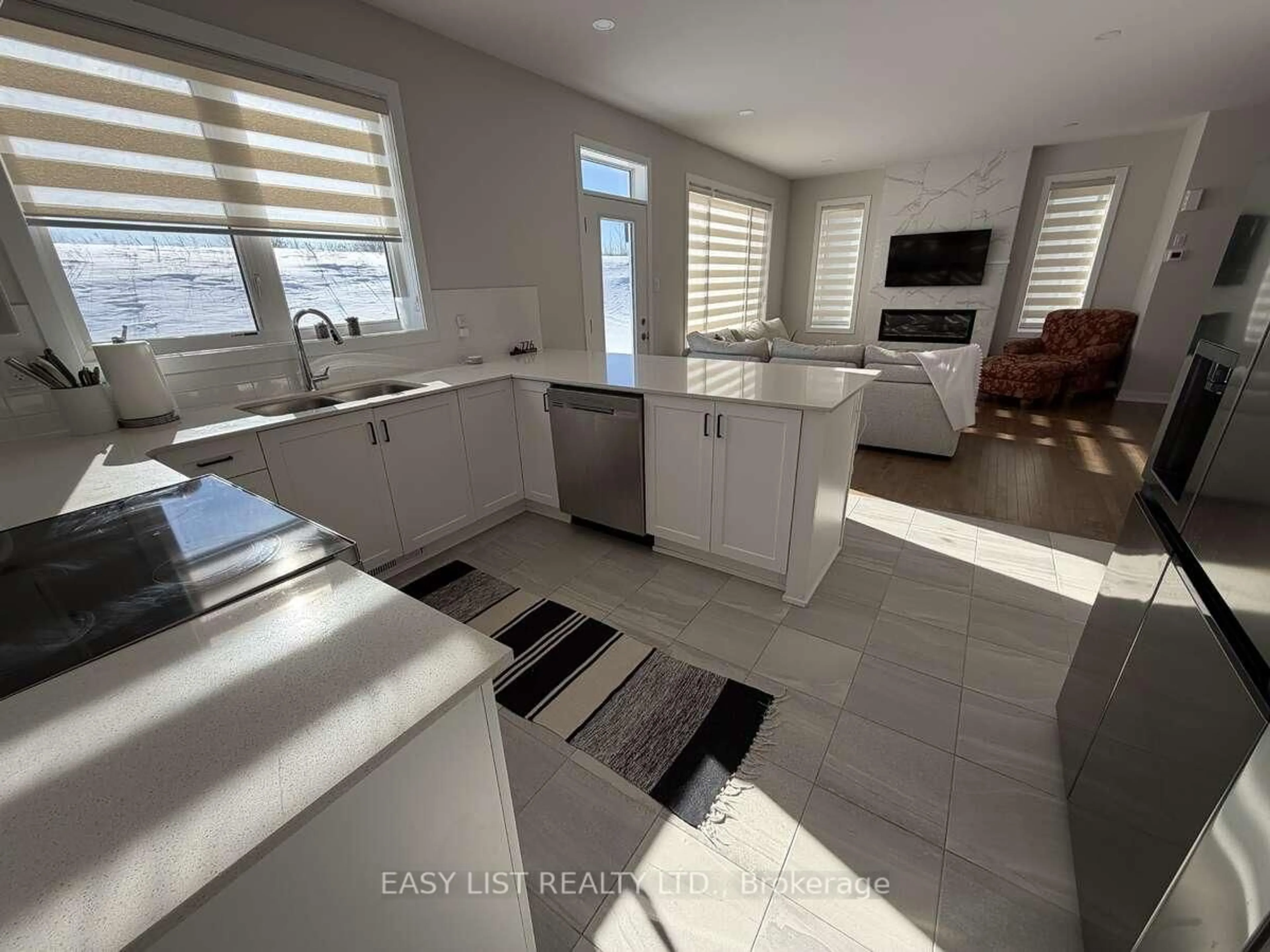 Open concept kitchen, ceramic/tile floor for 776 Eminence St, Ottawa Ontario K2J 6X6