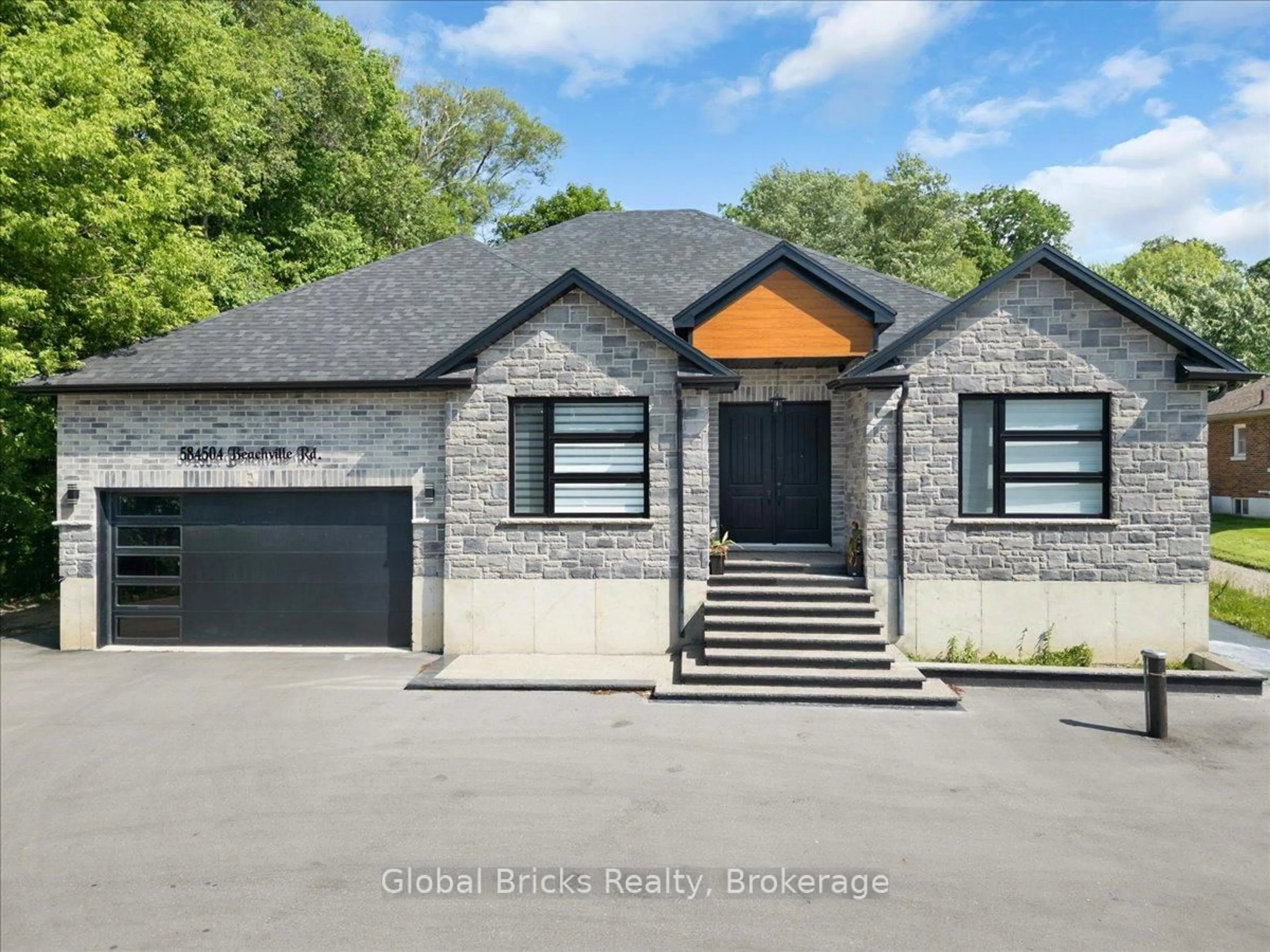 Home with brick exterior material, street for 584504 Beachville Rd, South-West Oxford Ontario N4S 7V6
