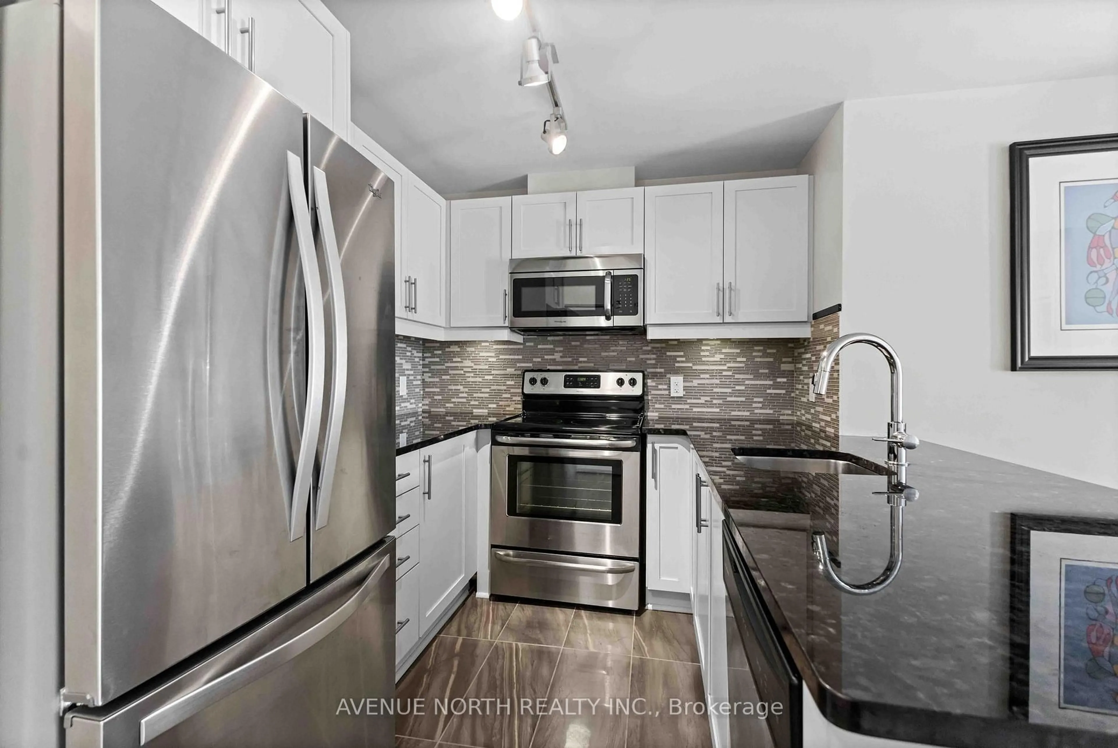 Standard kitchen, unknown for 200 Winterfell Private #104, Ottawa Ontario K1G 4J1