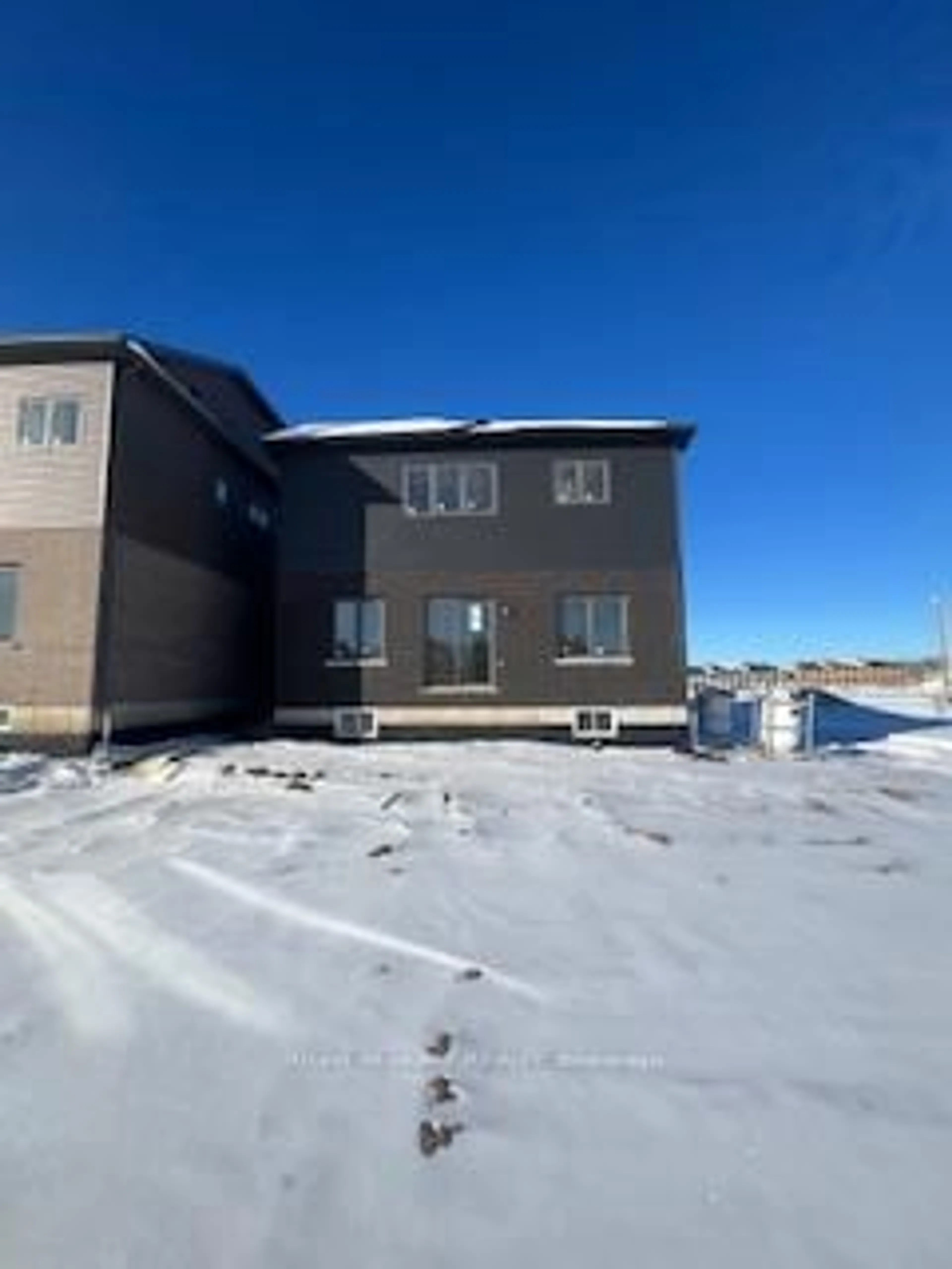 A pic from outside/outdoor area/front of a property/back of a property/a pic from drone, building for 13 Norman Markle St, Brant Ontario N3L 0K4