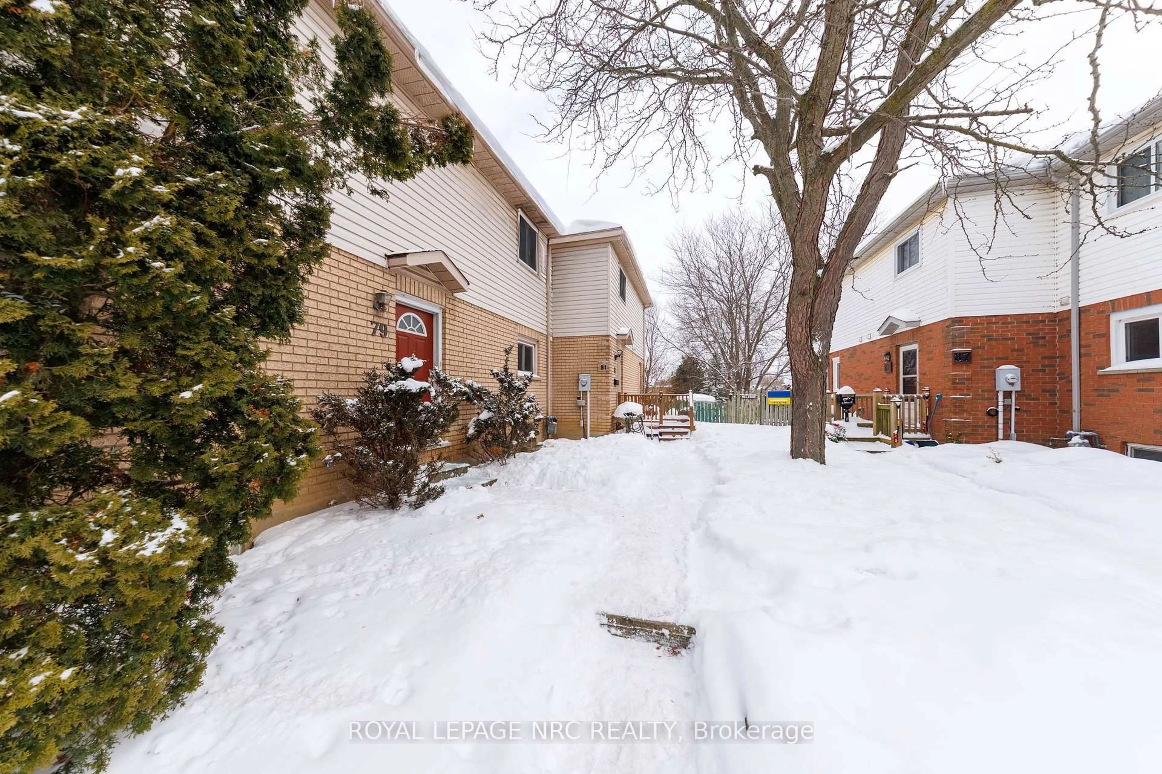 Patio, street for 79 Summers Dr, Thorold Ontario L2V 5B1