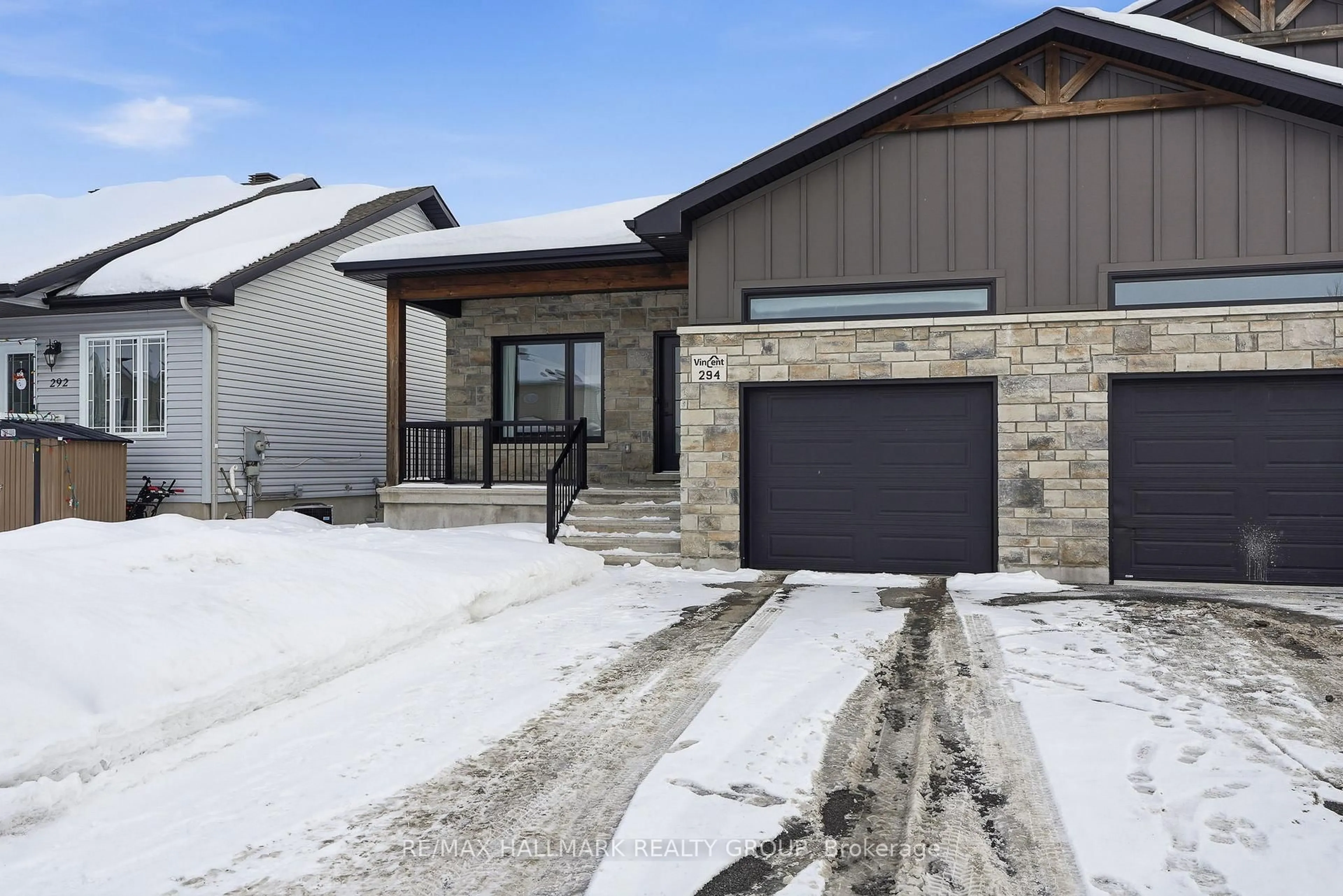 Home with brick exterior material, street for 294 TRILLIUM Circ, Alfred and Plantagenet Ontario K0A 3K0