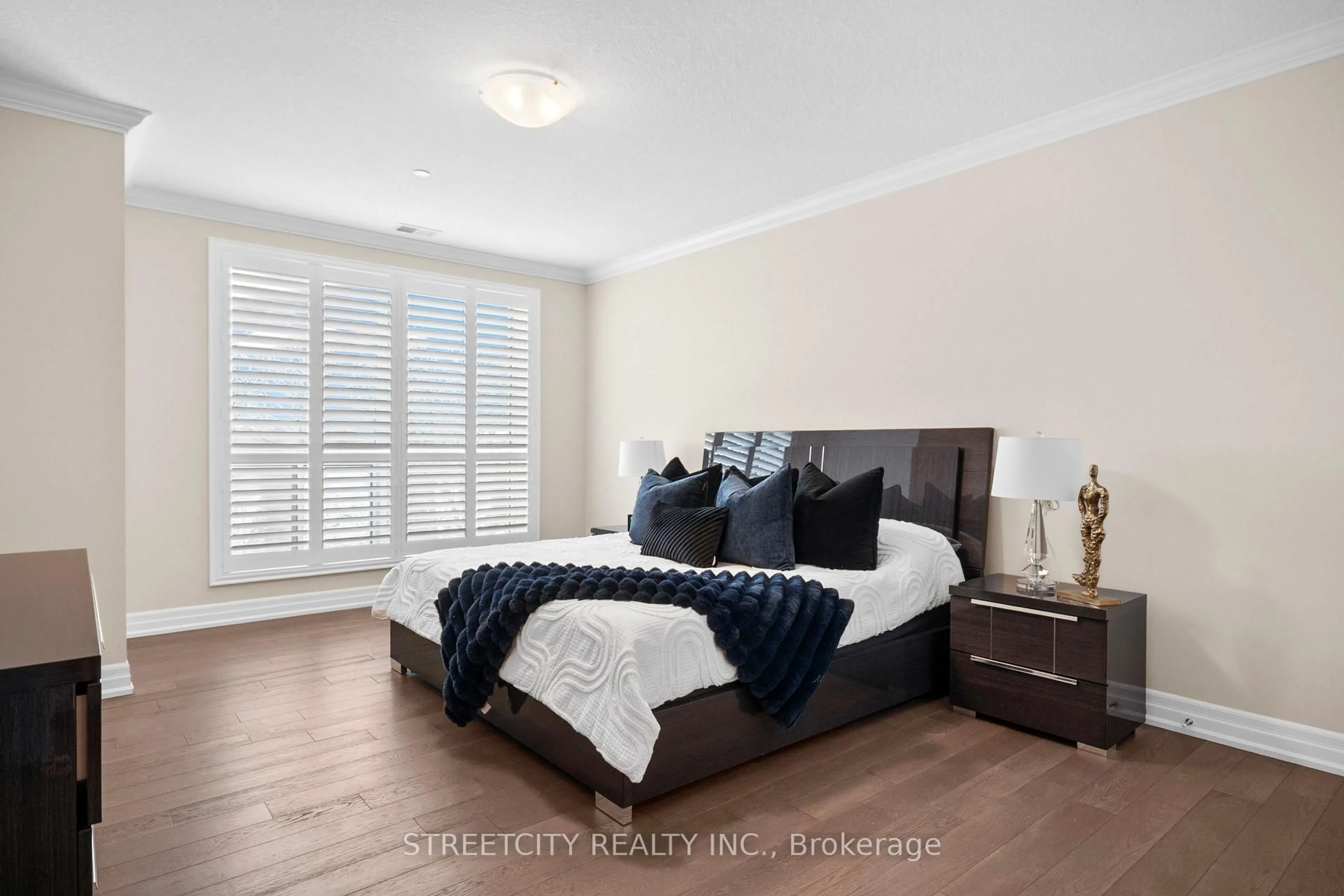 Bedroom with bed, wood/laminate floor for 460 Callaway Rd #404, London North Ontario N6G 0Z2