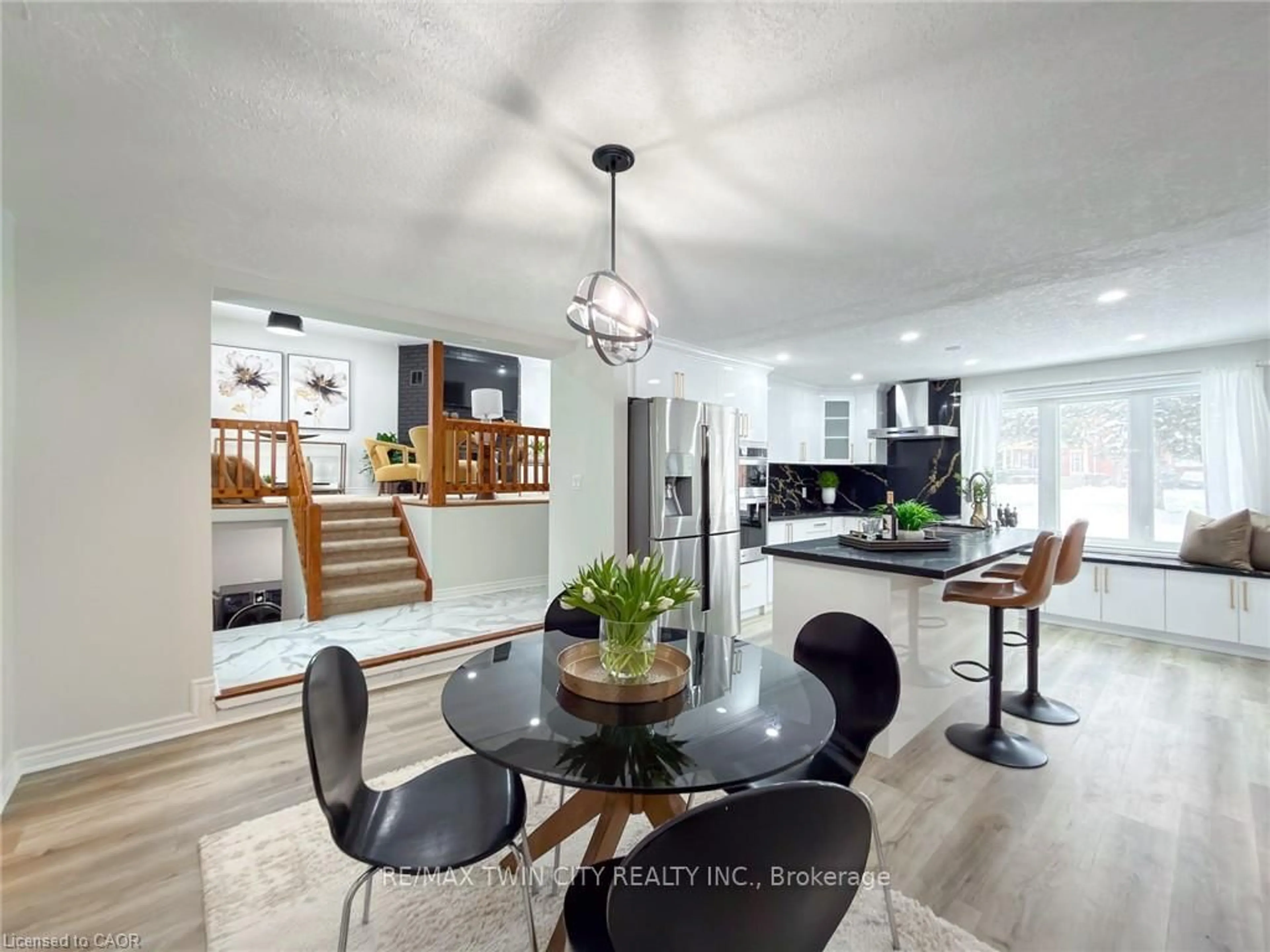 Open concept kitchen, unknown for 239 Hamilton St, Cambridge Ontario N3H 3C4