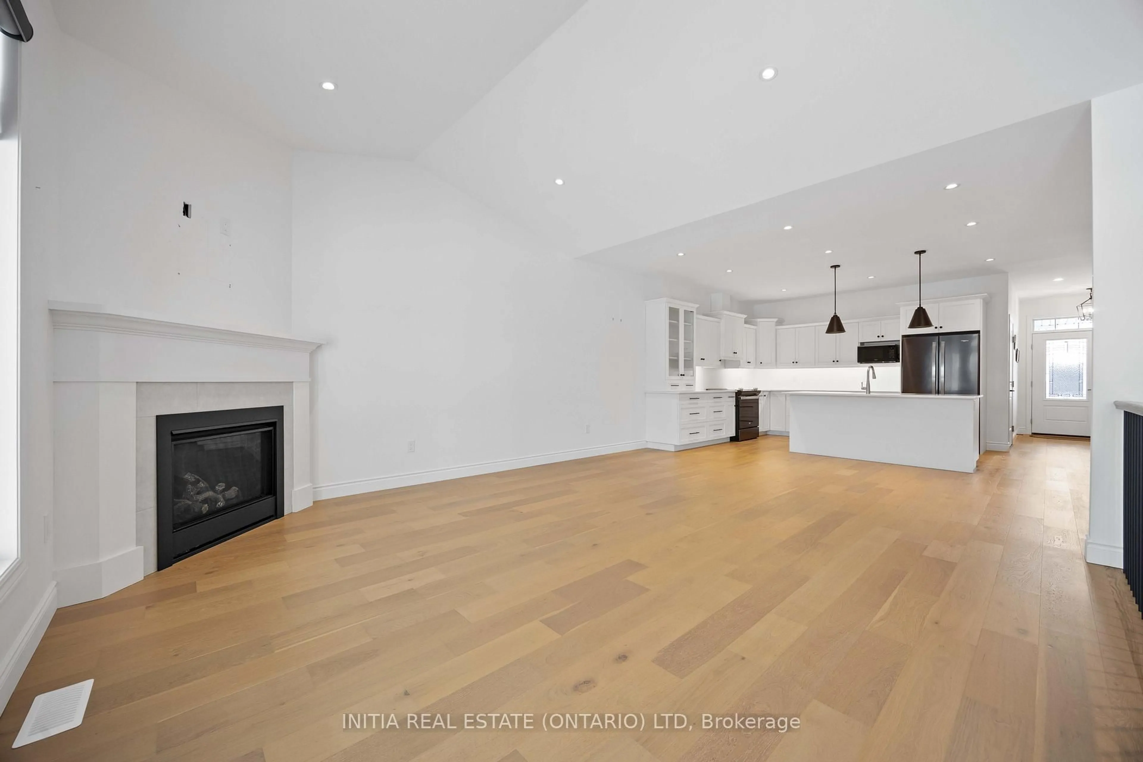 Open concept kitchen, unknown for 102 Leneve St, Lambton Shores Ontario N0N 1J0