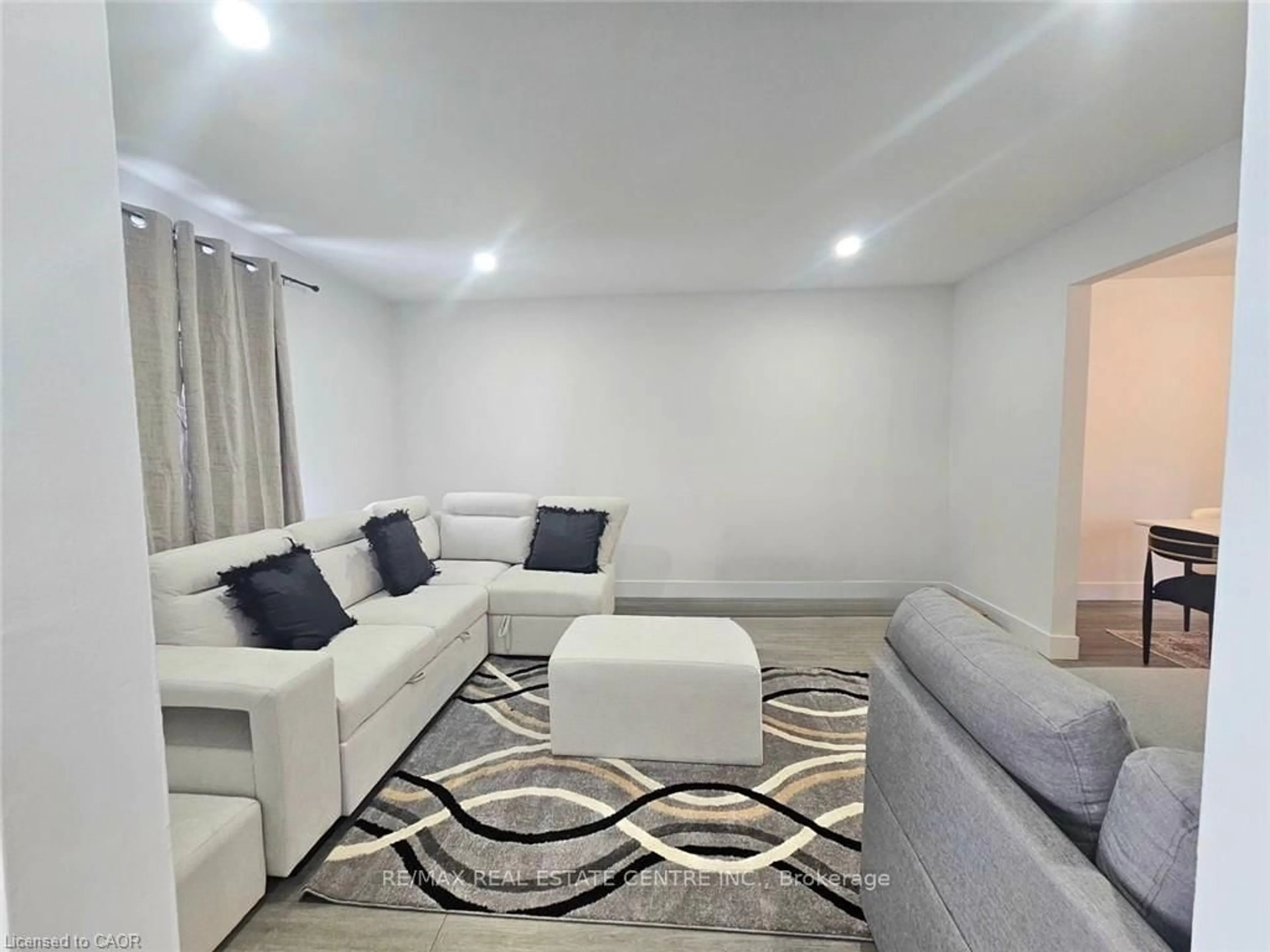 Living room with furniture, unknown for 92 COPPERFIELD Cres, Chatham-Kent Ontario N7M 5X6