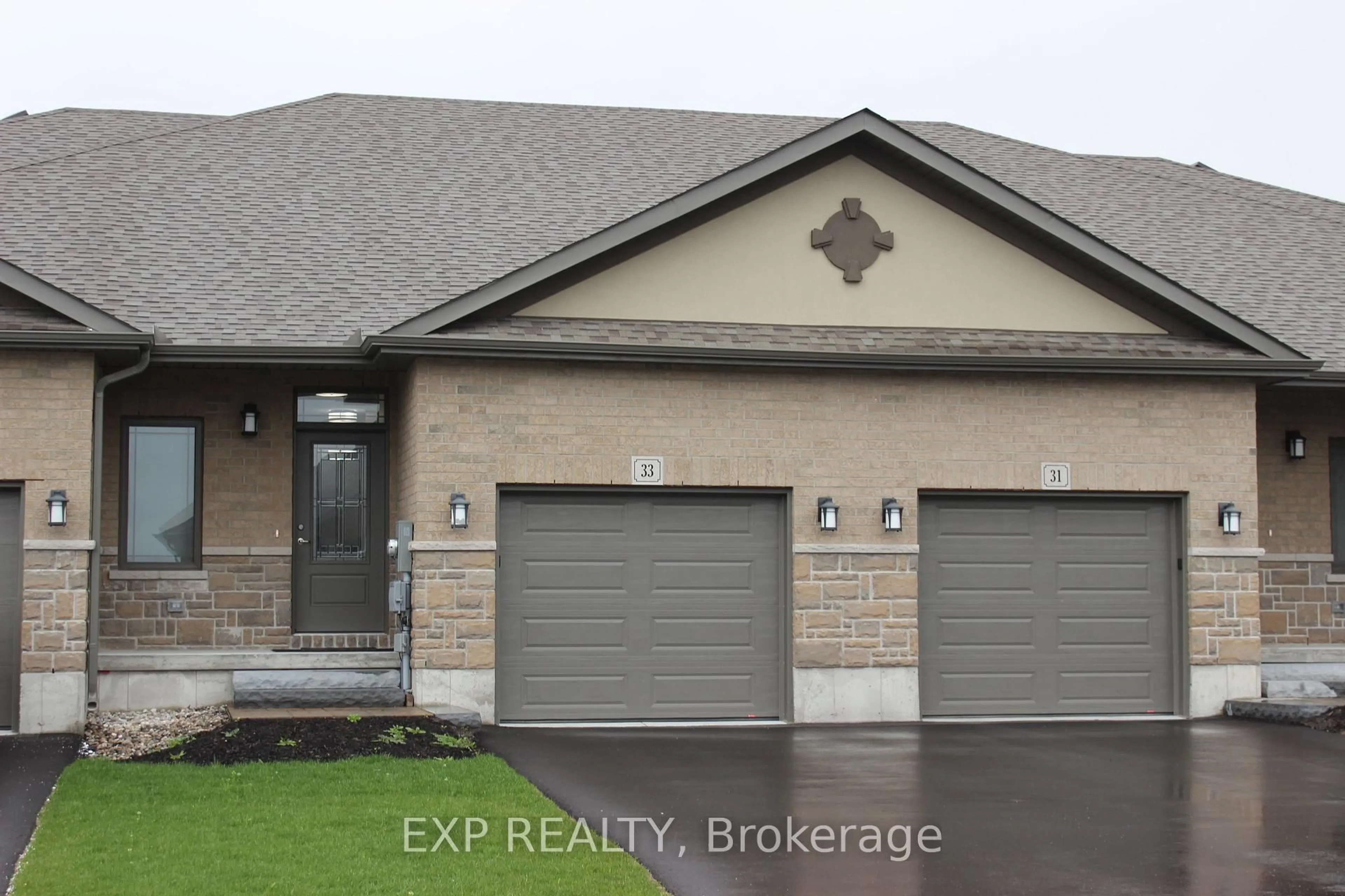 Home with brick exterior material, street for 33 Farmington Cres, Belleville Ontario K8N 0J9