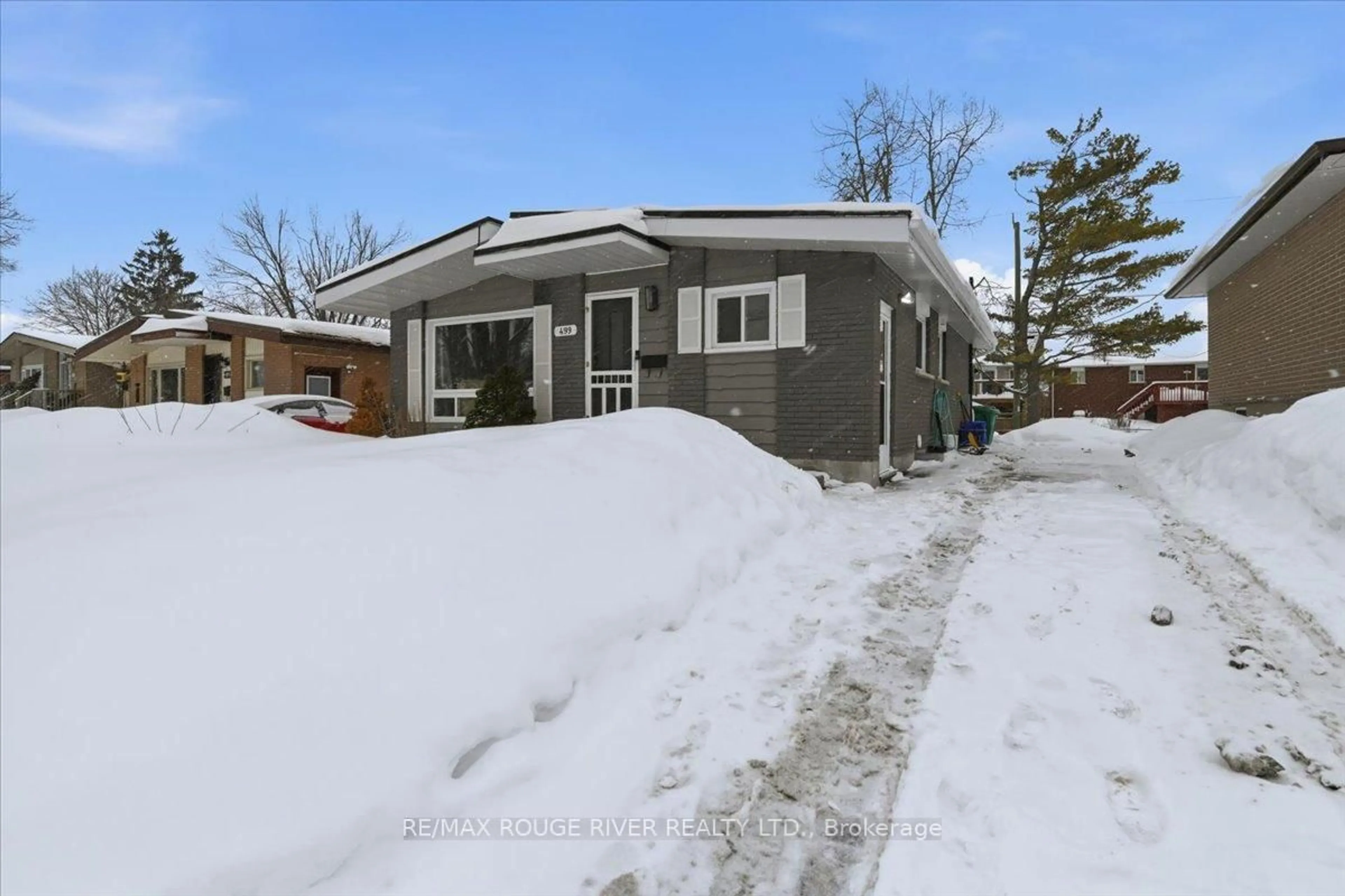 Unknown for 499 Raymond St, Peterborough Ontario K9H 5M7