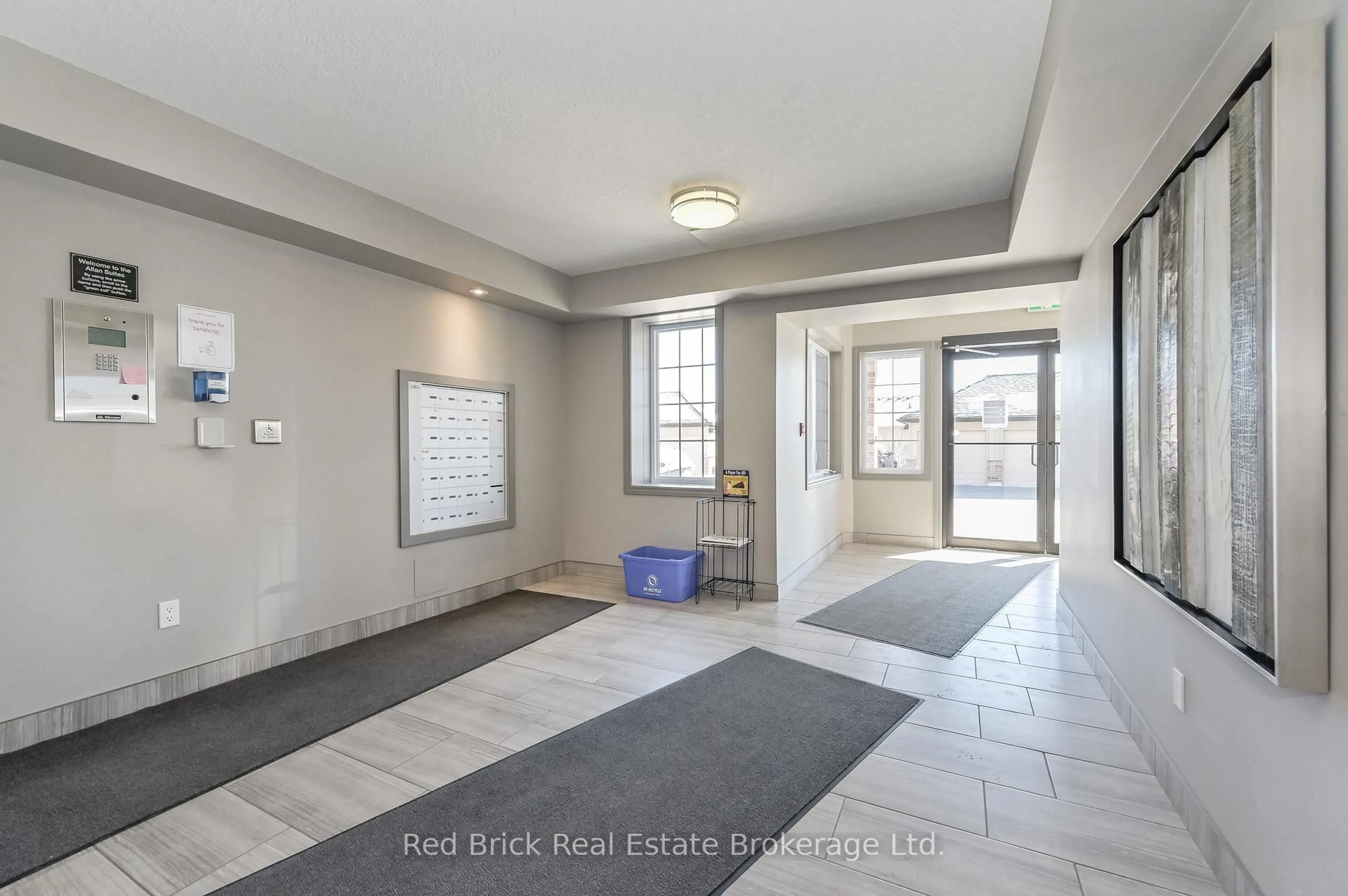 Unknown for 6492 GERRIE Rd #207, Centre Wellington Ontario N0B 1S0