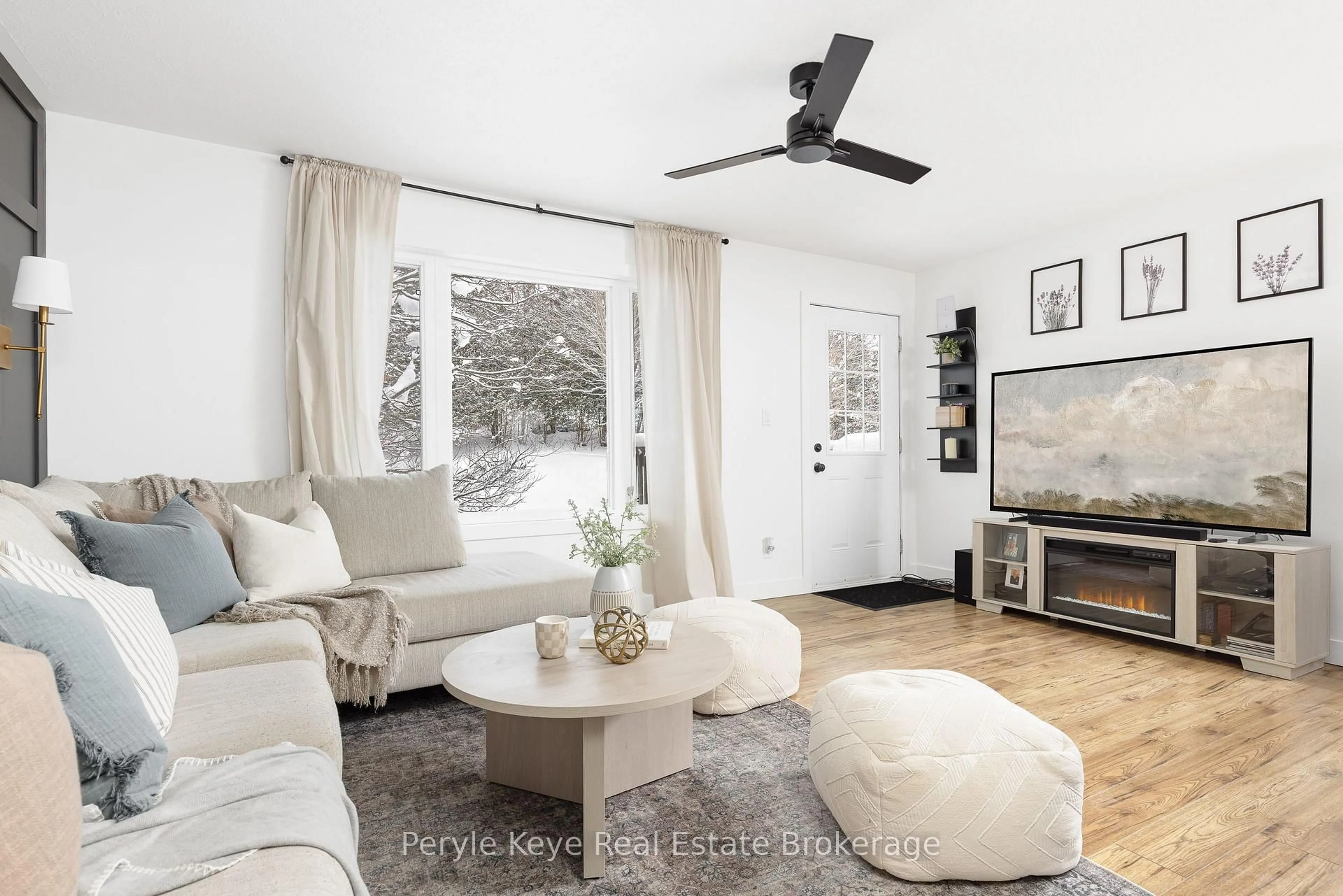 Living room with furniture, unknown for 84 James St, Burk's Falls Ontario P0A 1C0