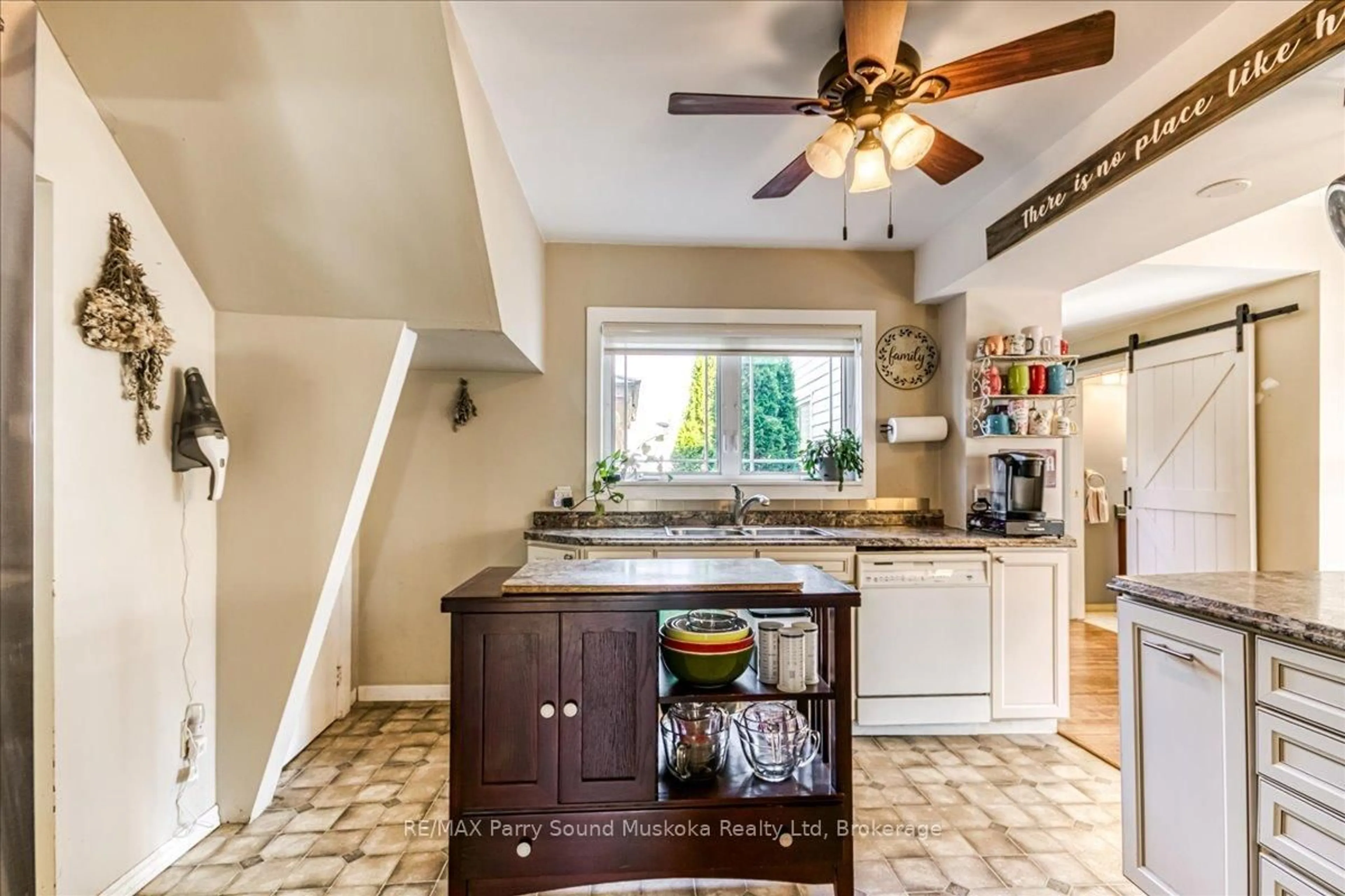 Open concept kitchen, ceramic/tile floor for 216 Arthur St, West Nipissing Ontario P2B 1E7