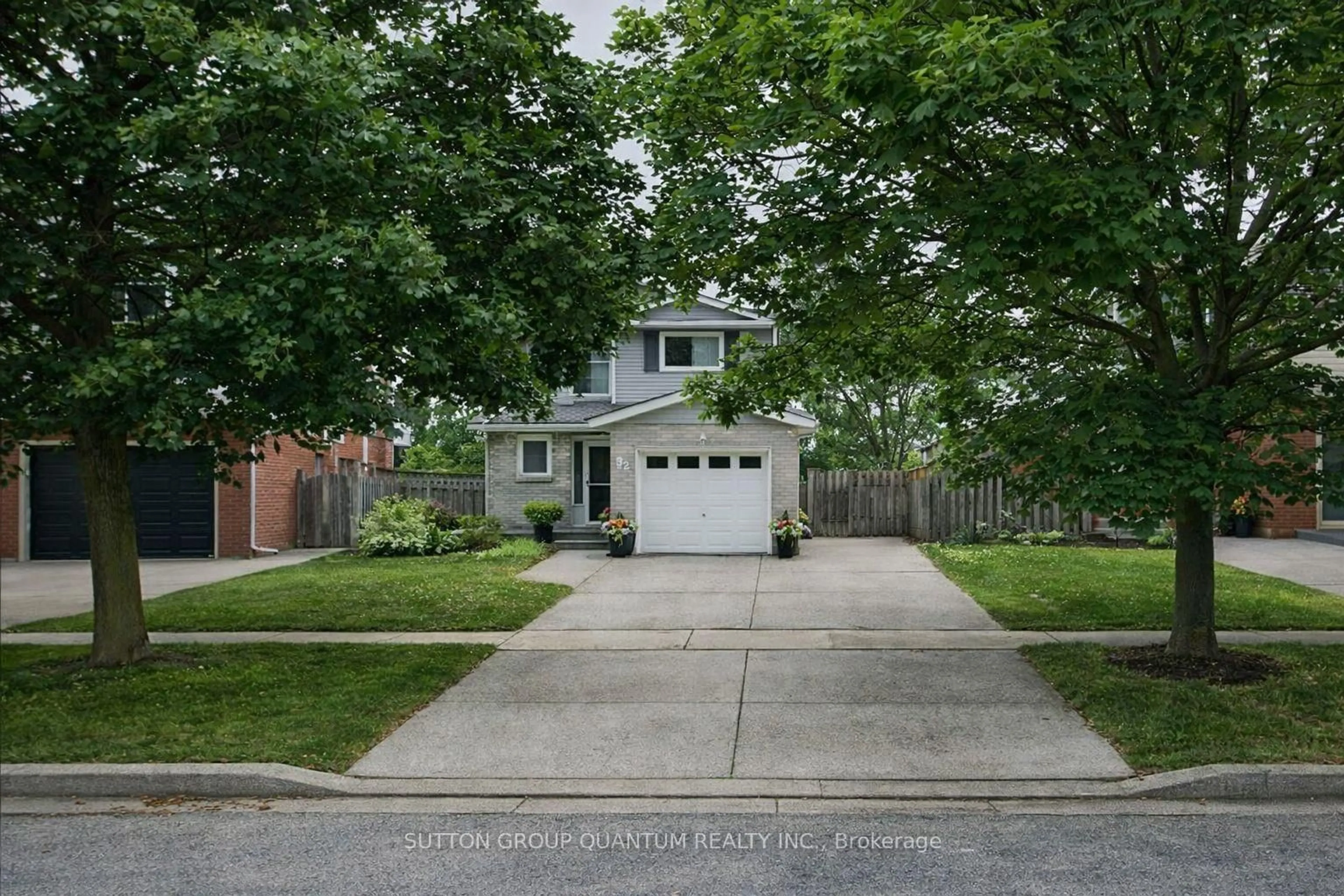 Unknown for 32 Capri St, Thorold Ontario L2V 4S8