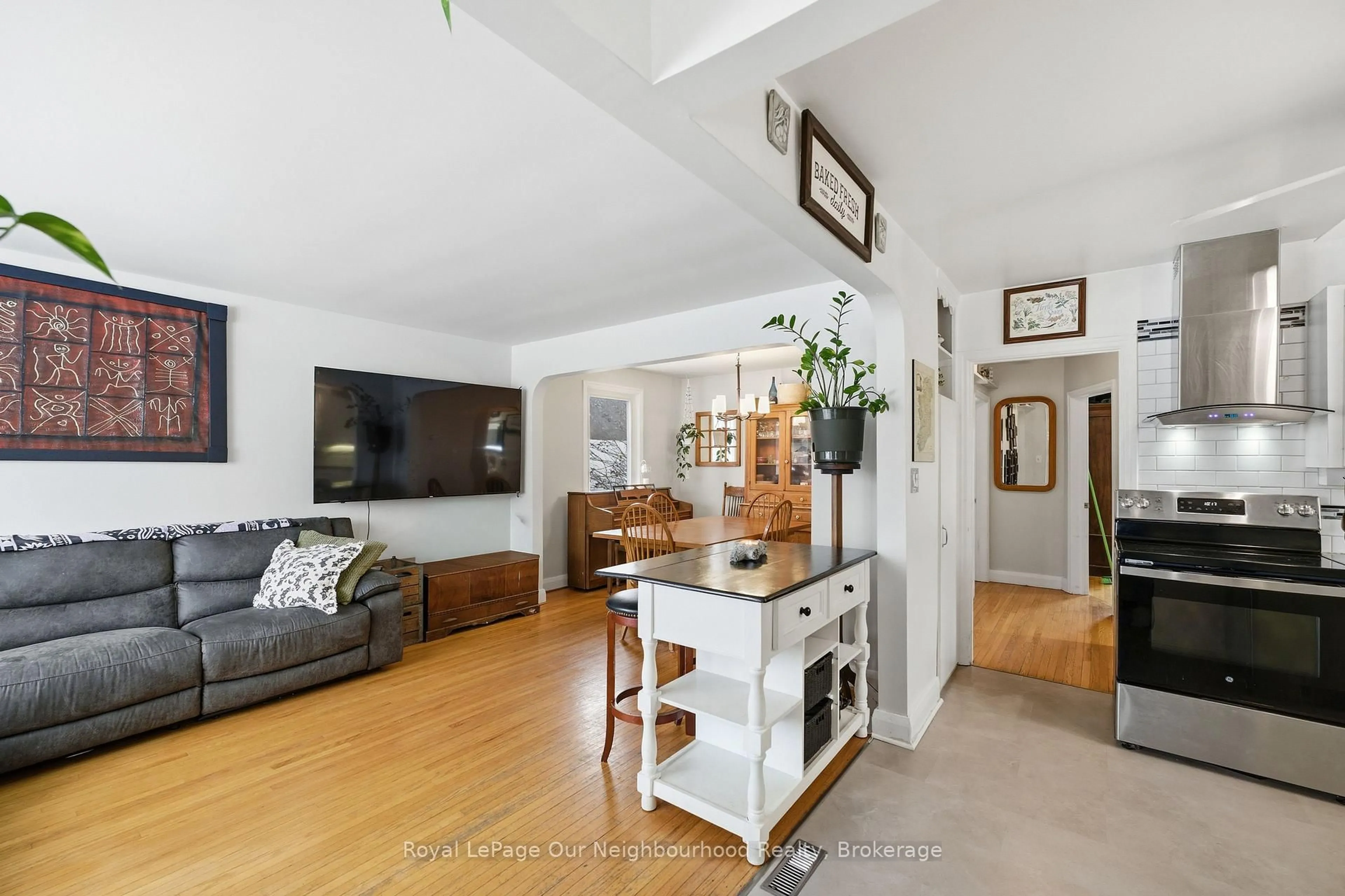 Unknown for 6 Clovelly St, Port Hope Ontario L1A 2J5